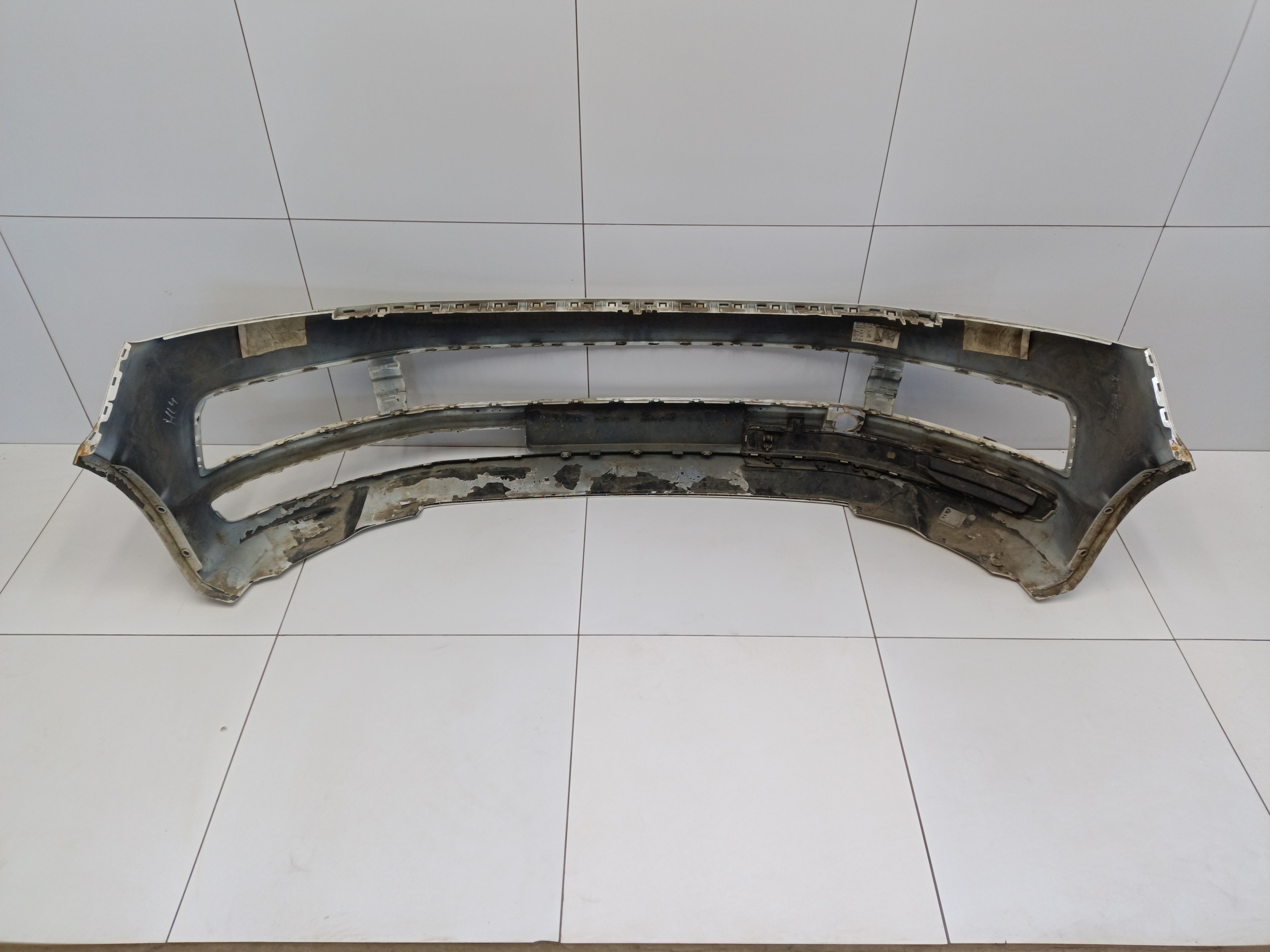 Бампер передний Volkswagen Transporter T6