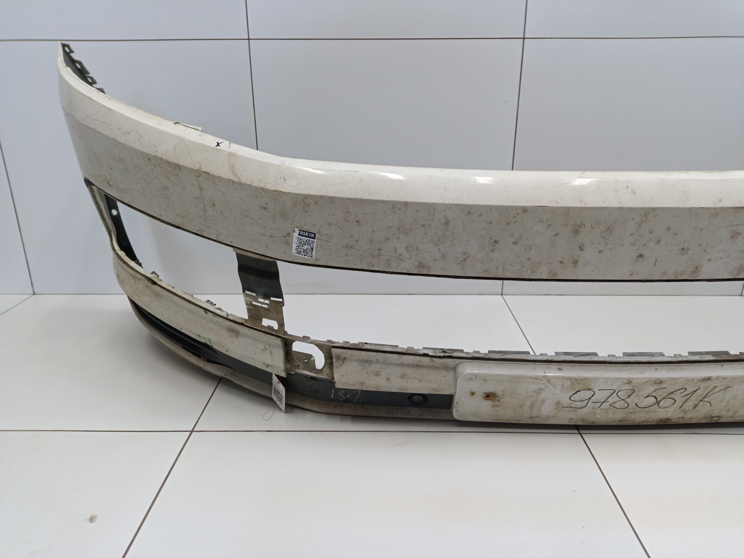 Бампер передний Volkswagen Transporter T6