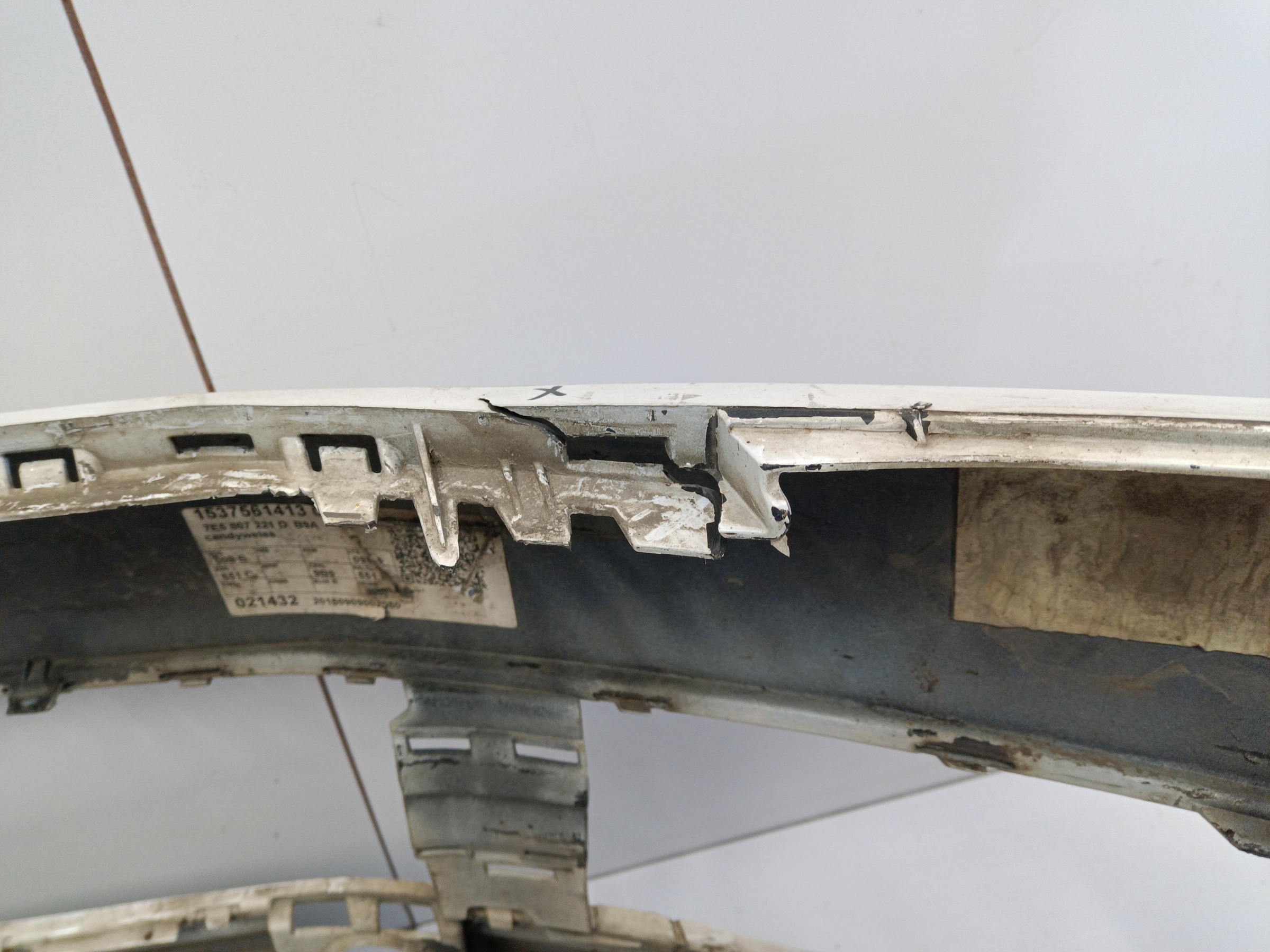 Бампер передний Volkswagen Transporter T6