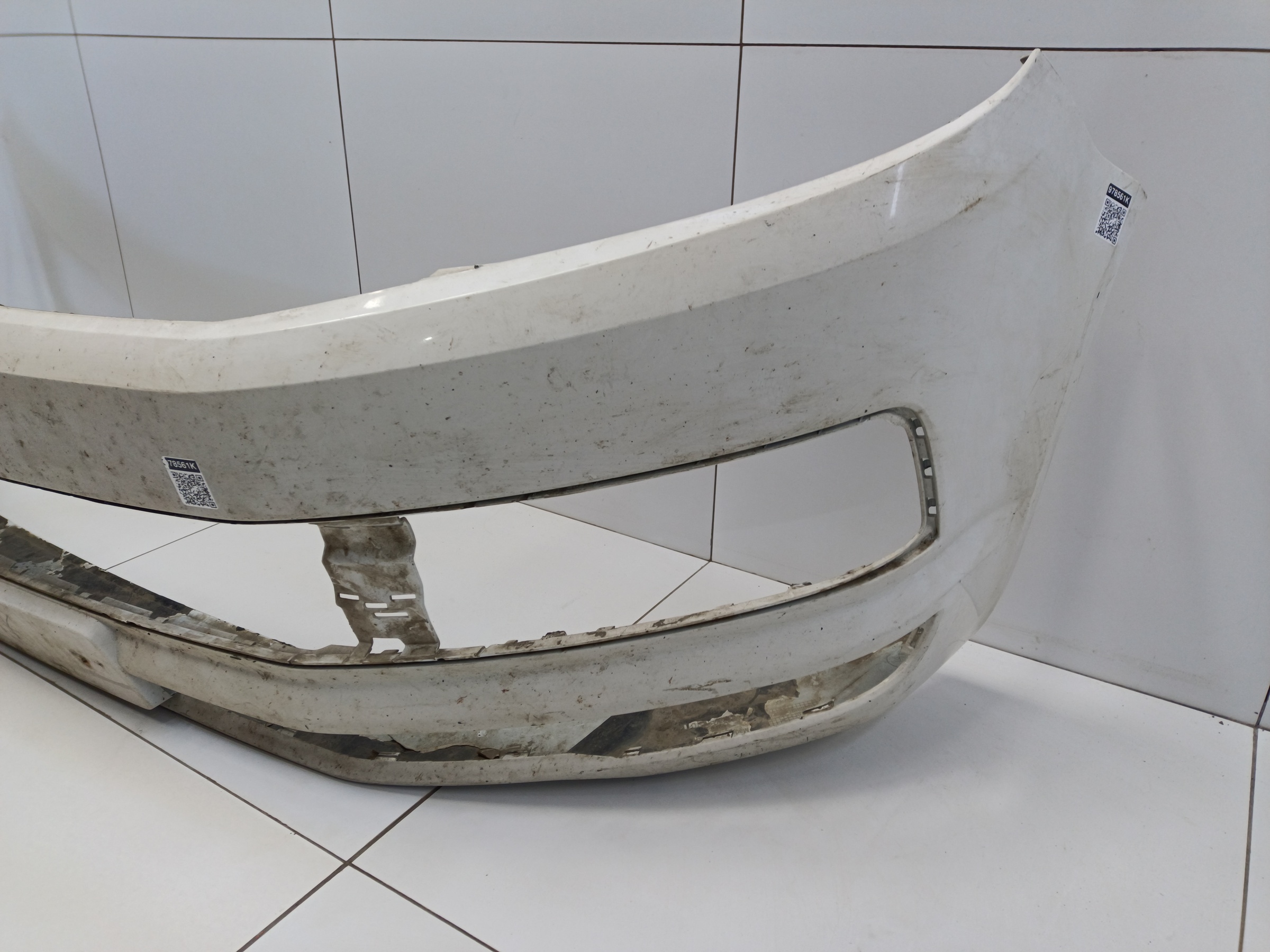 Бампер передний Volkswagen Transporter T6