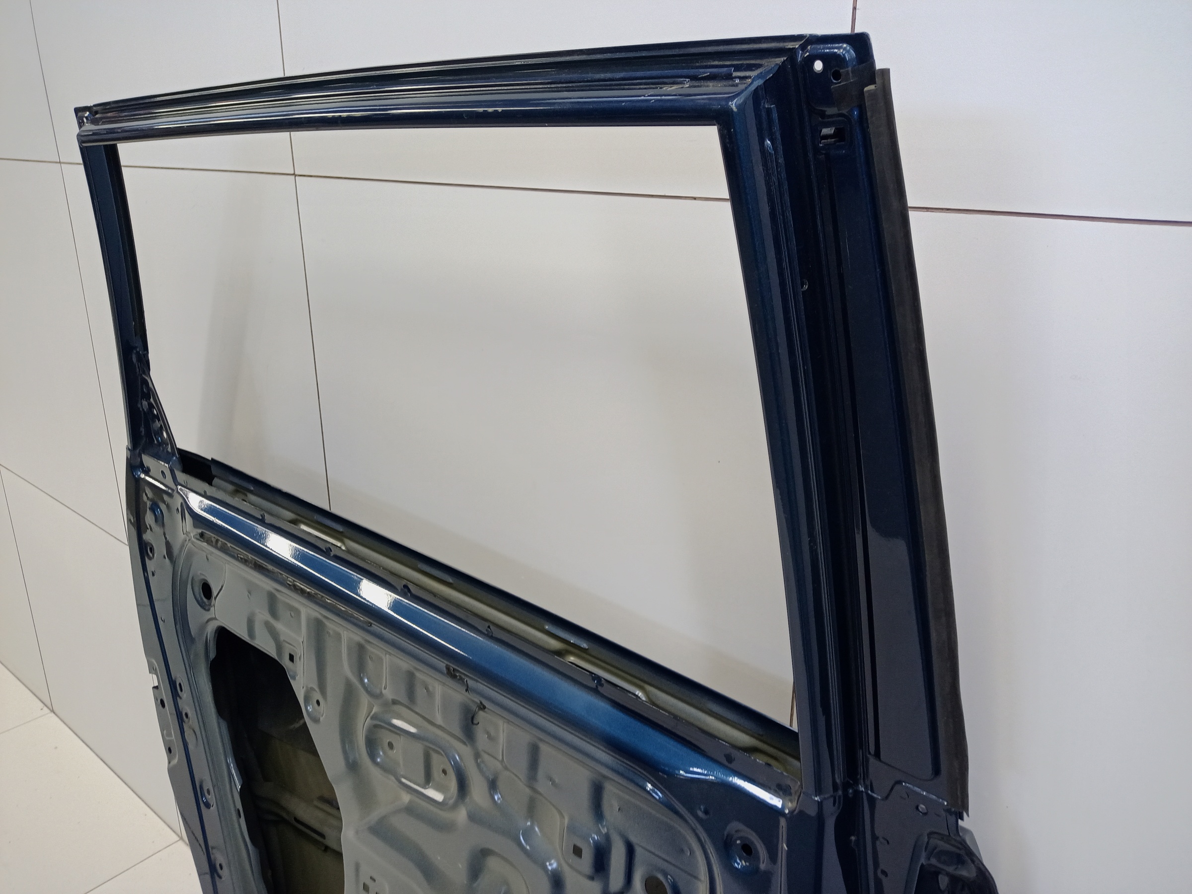 Дверь задняя левая Geely Okavango Restail