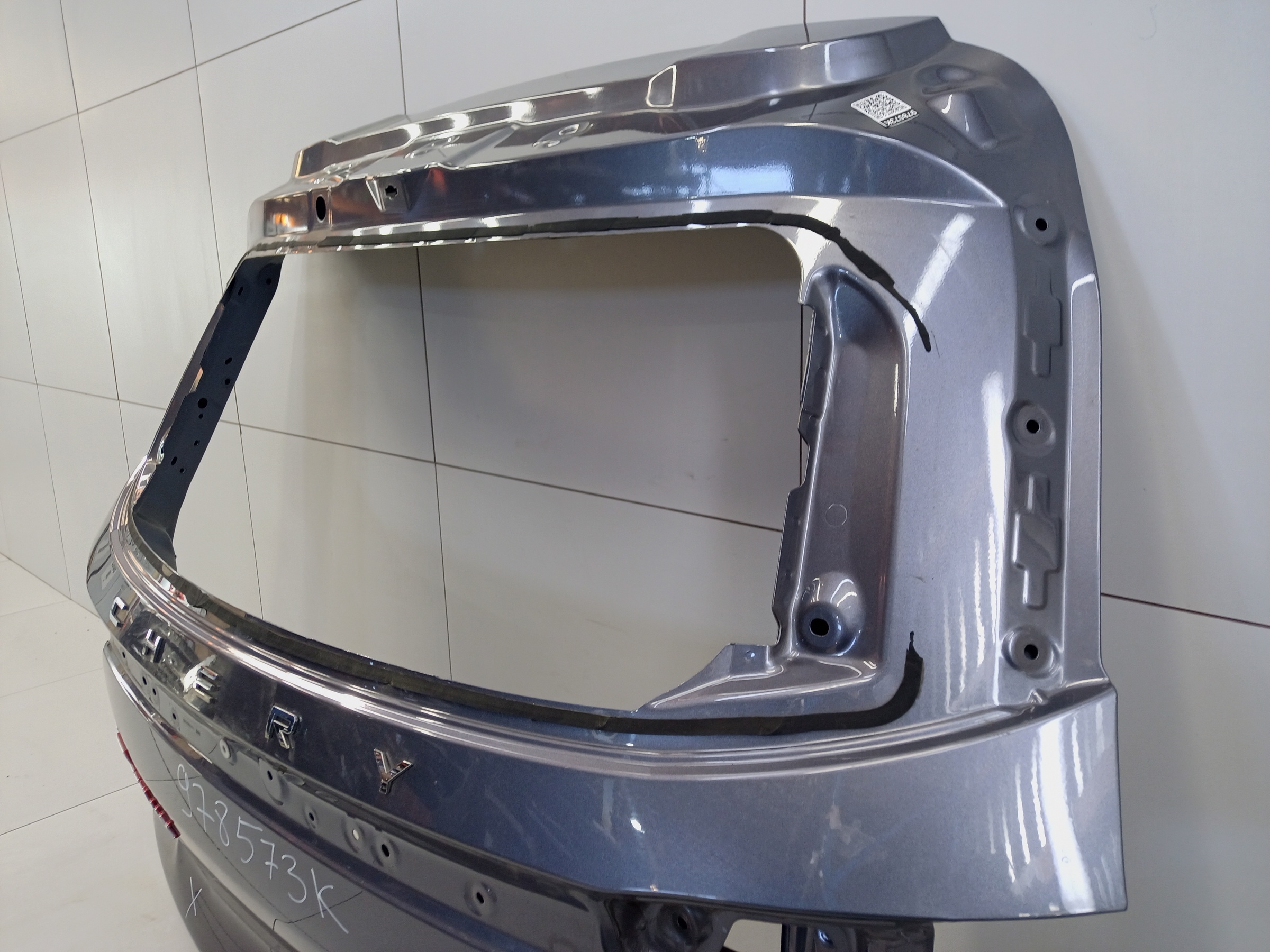 Крышка багажника Chery Tiggo 8 без датчика защемления