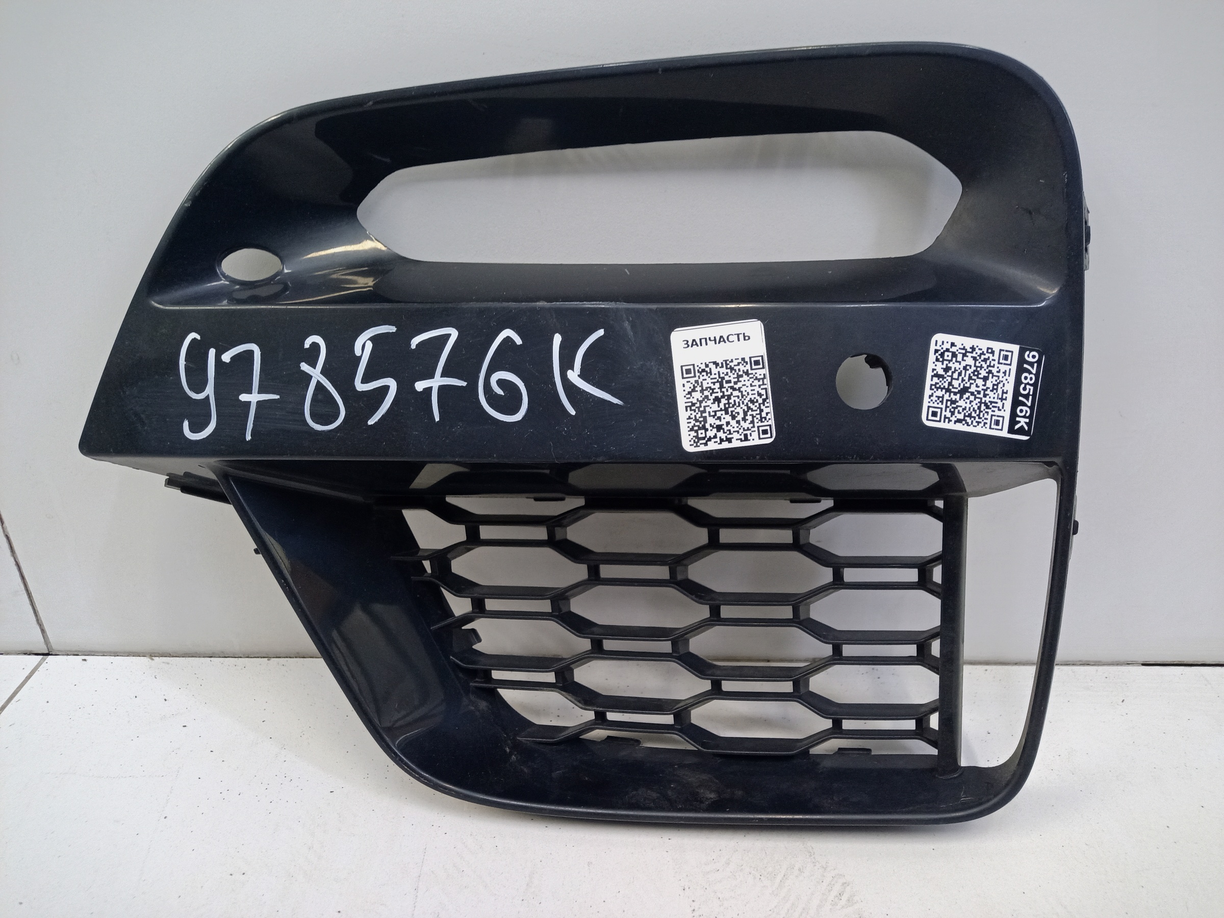 Решетка переднего бампера левая BMW X3 G01