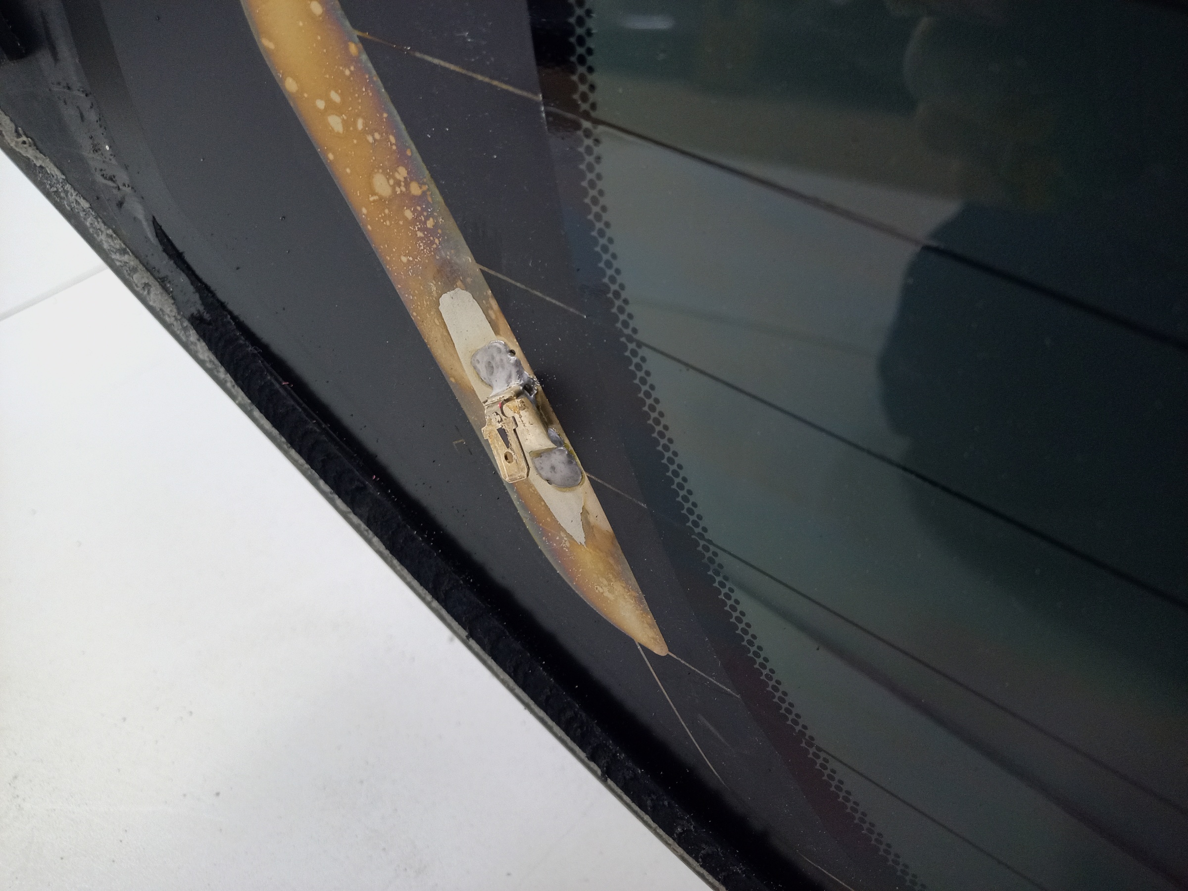 Стекло крышки багажника Haval Jolion