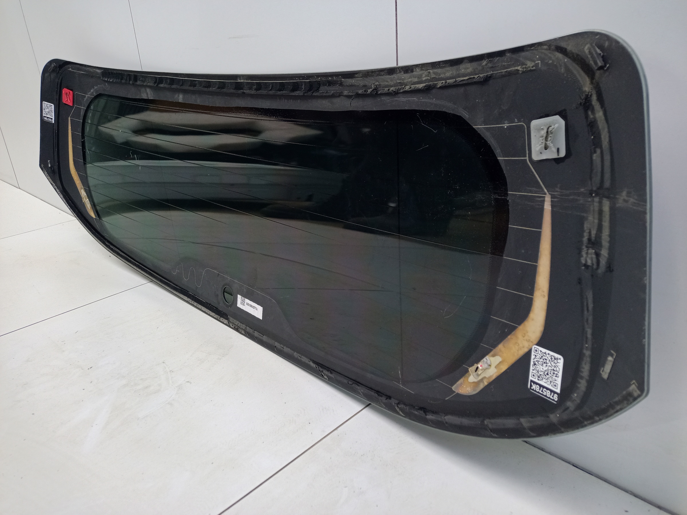 Стекло крышки багажника Haval Jolion