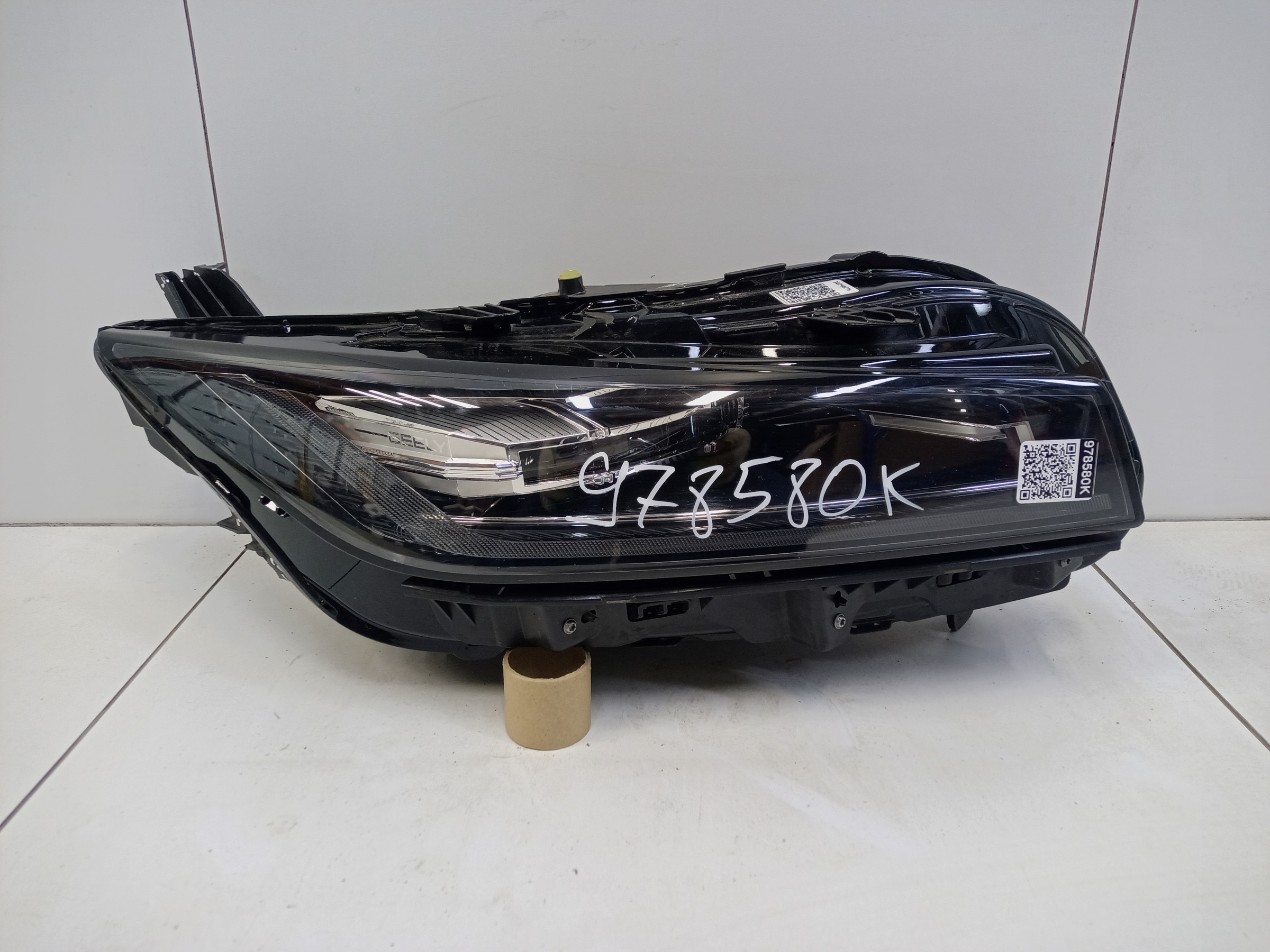 Фара передняя правая Geely Preface LED