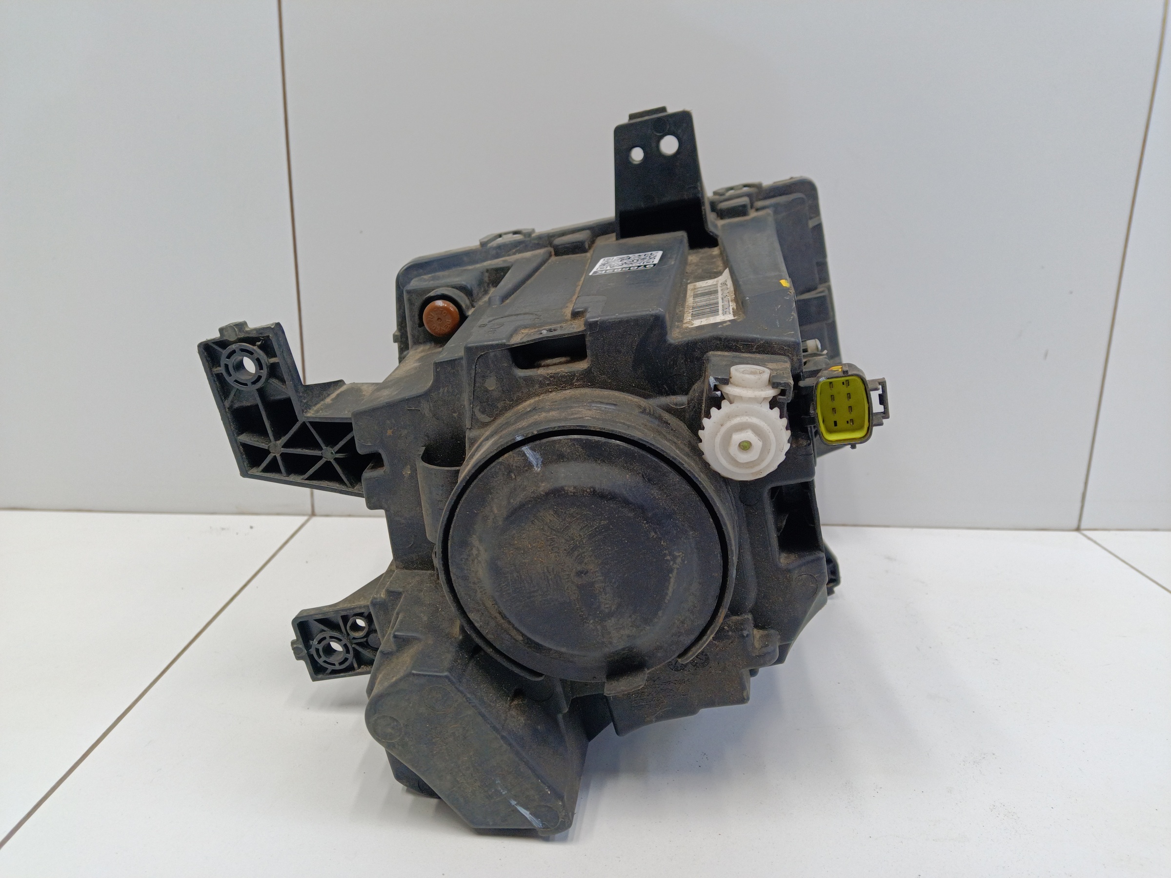 Фара передняя левая Москвич 3 галоген линза