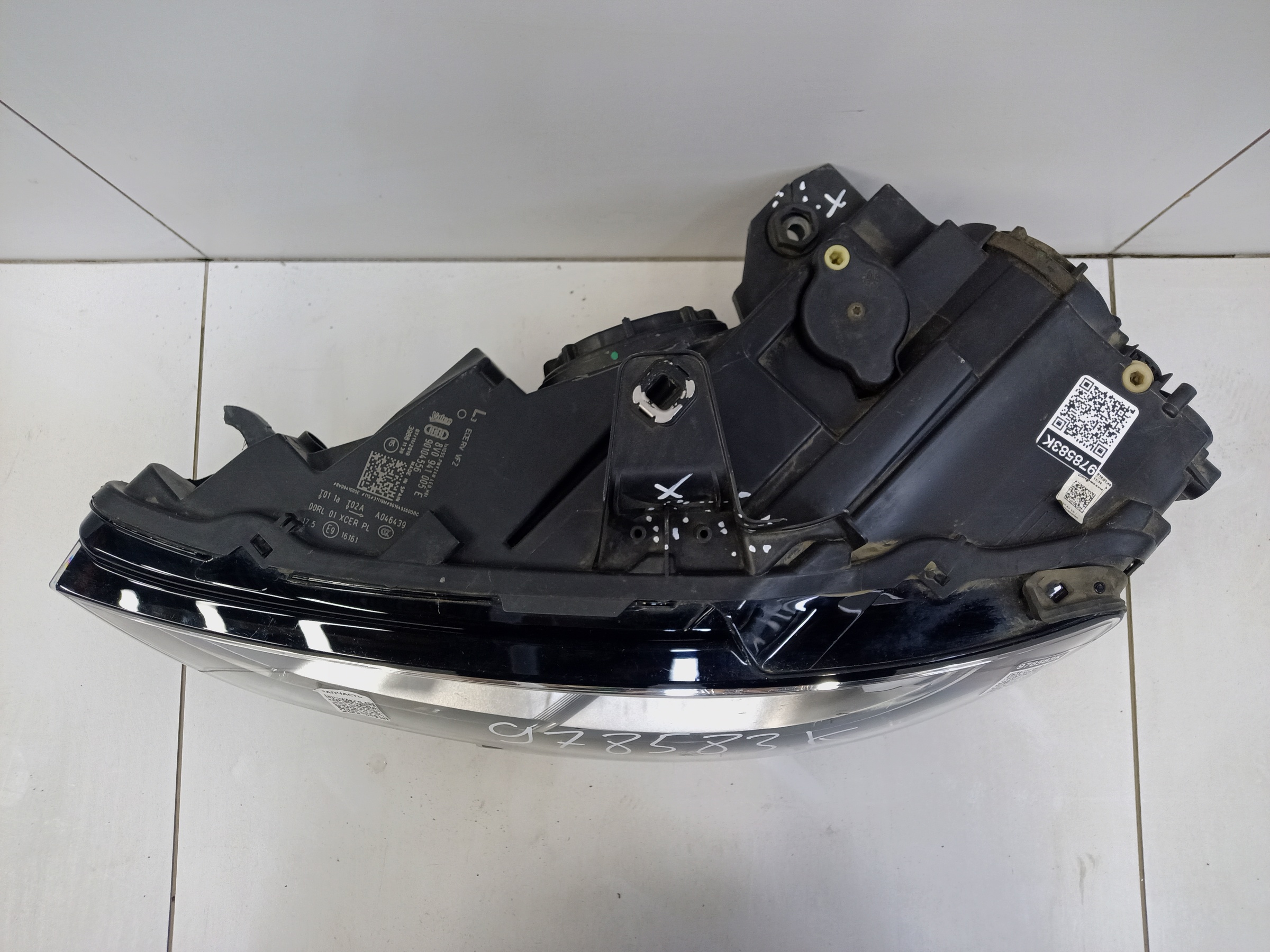 Фара передняя левая Audi A3 8V Restail ксенон