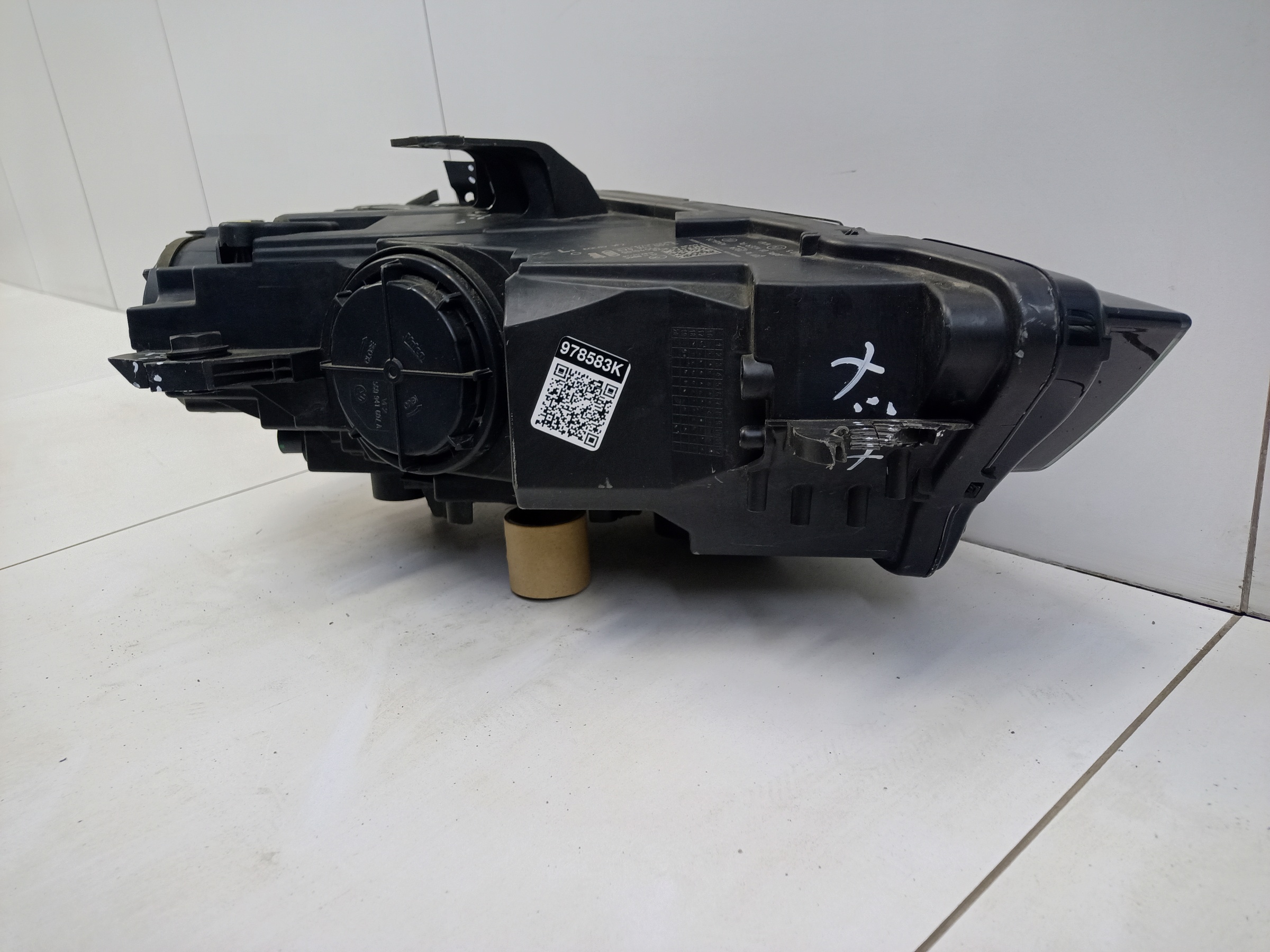 Фара передняя левая Audi A3 8V Restail ксенон