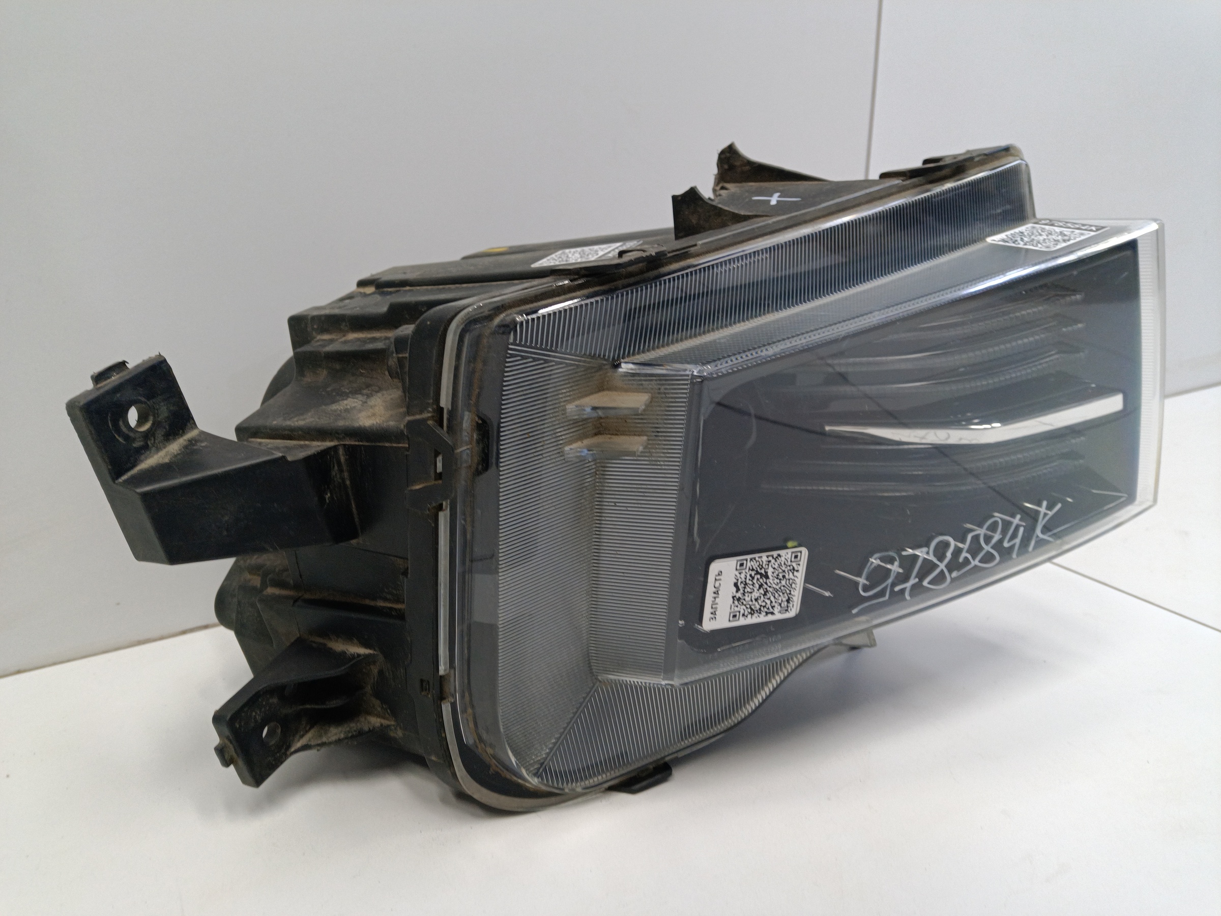 Фара передняя правая Москвич 3 галоген линза