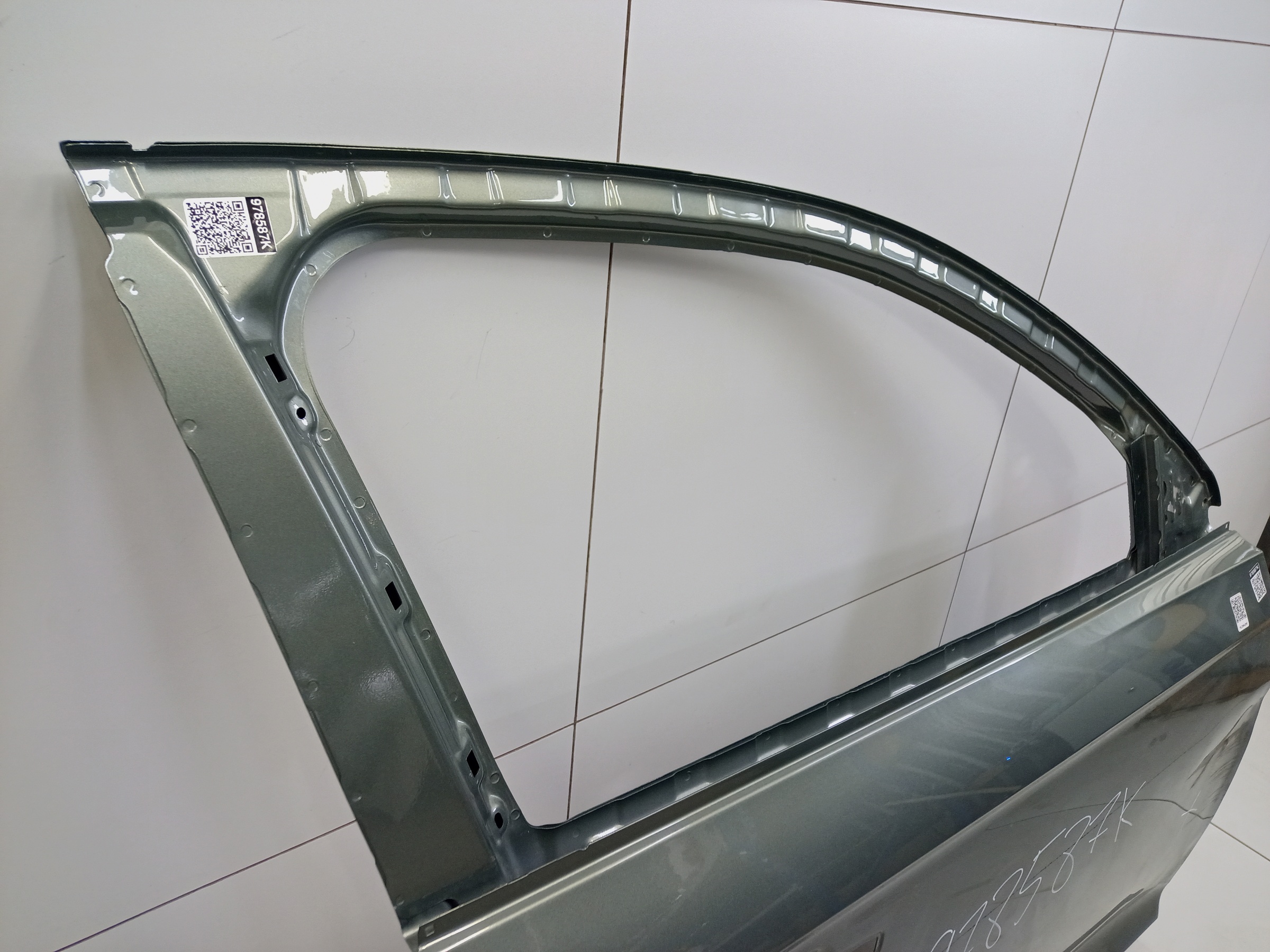 Дверь передняя правая Geely Preface