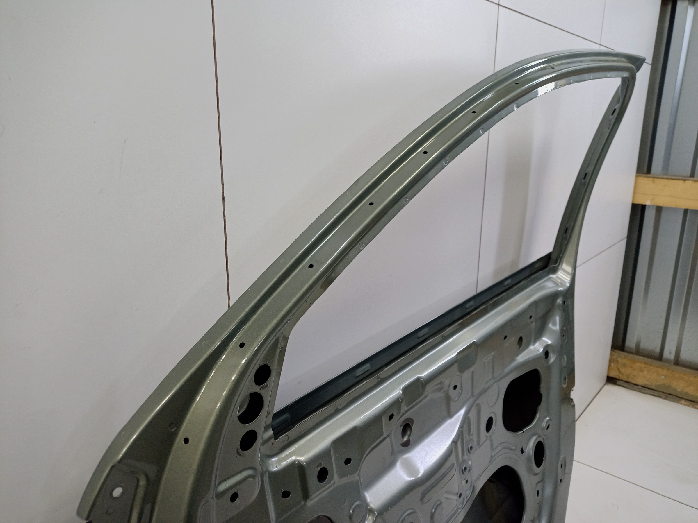 Дверь передняя правая Geely Preface