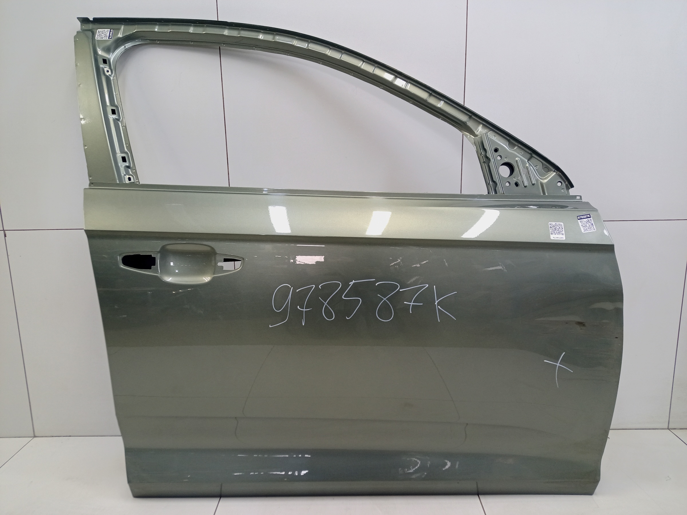 Дверь передняя правая Geely Preface