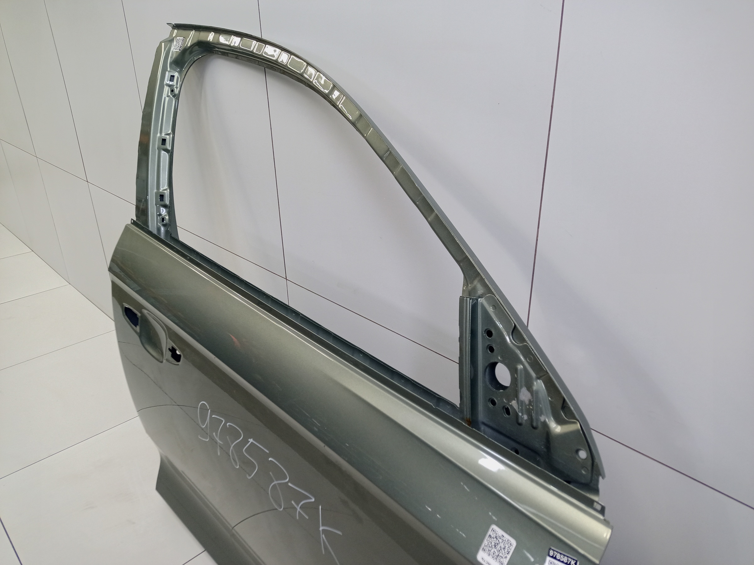 Дверь передняя правая Geely Preface