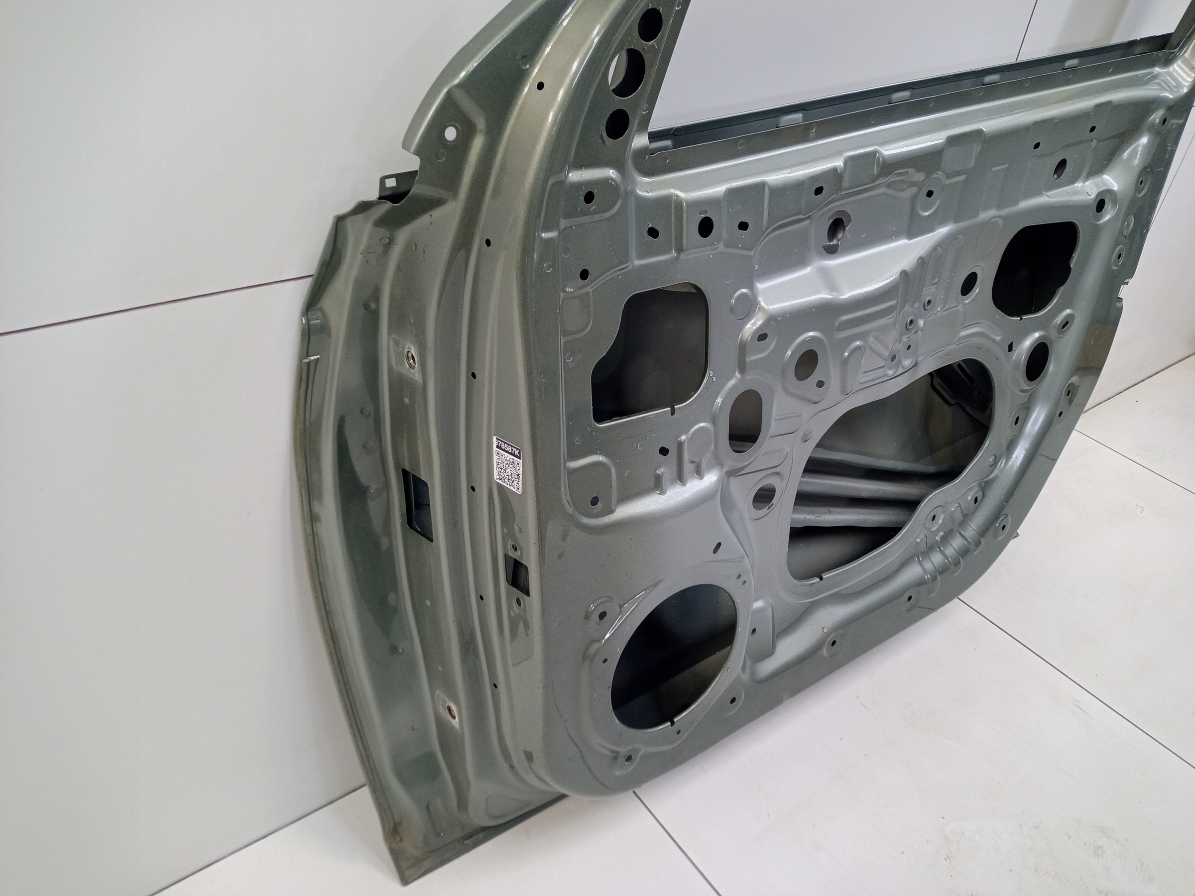 Дверь передняя правая Geely Preface