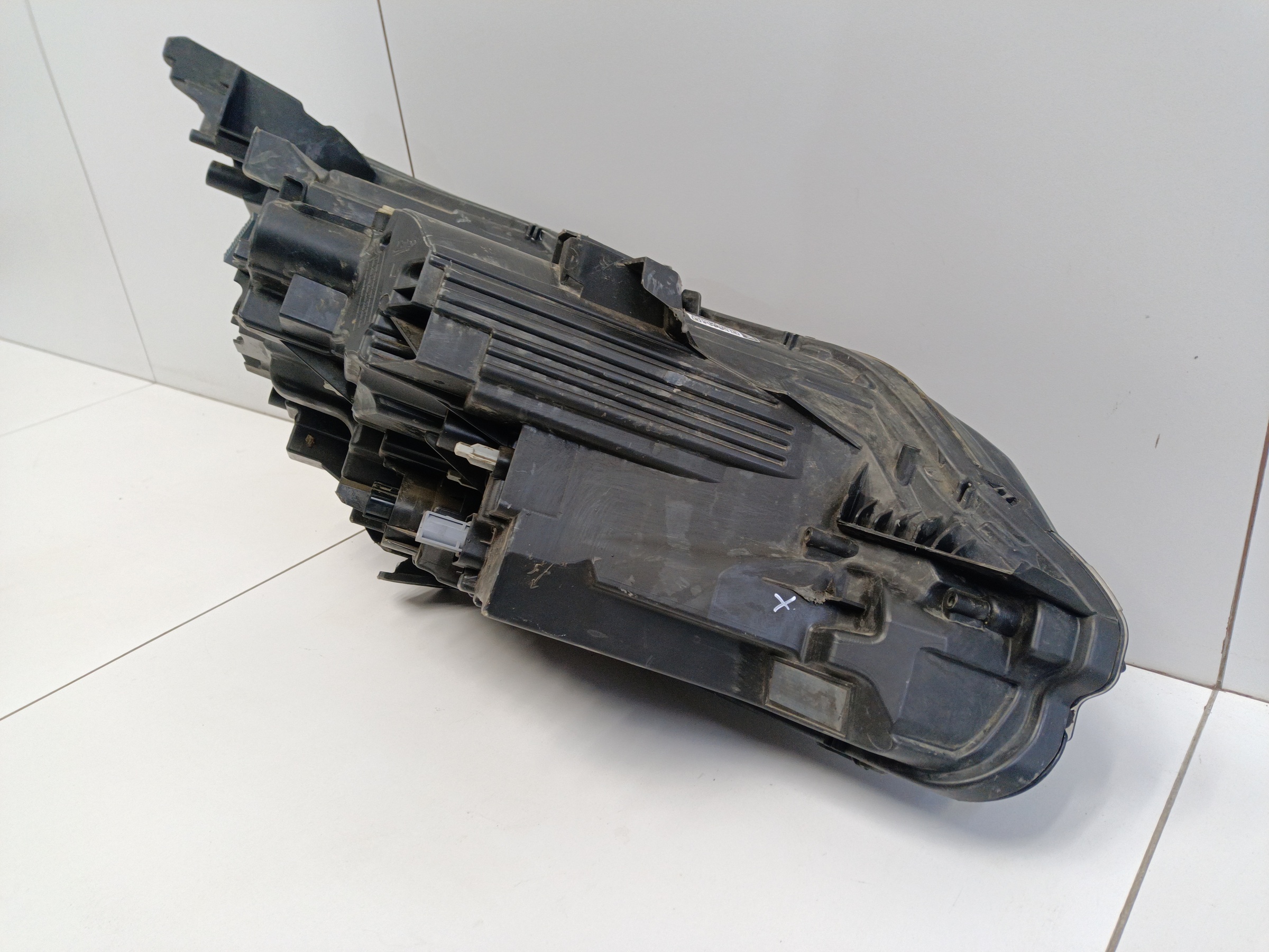 Фара передняя левая Peugeot 3008 2 Restail