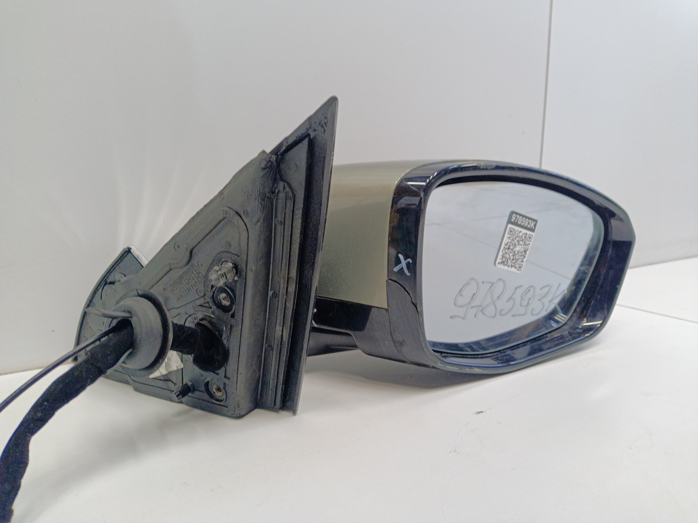 Зеркало правое Geely Preface 8 + 1 контактов