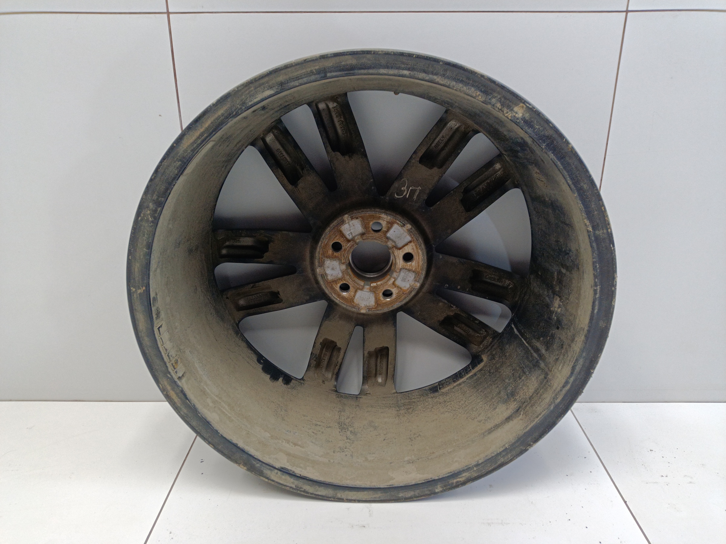 Диск колеса литой Geely Monjaro R20