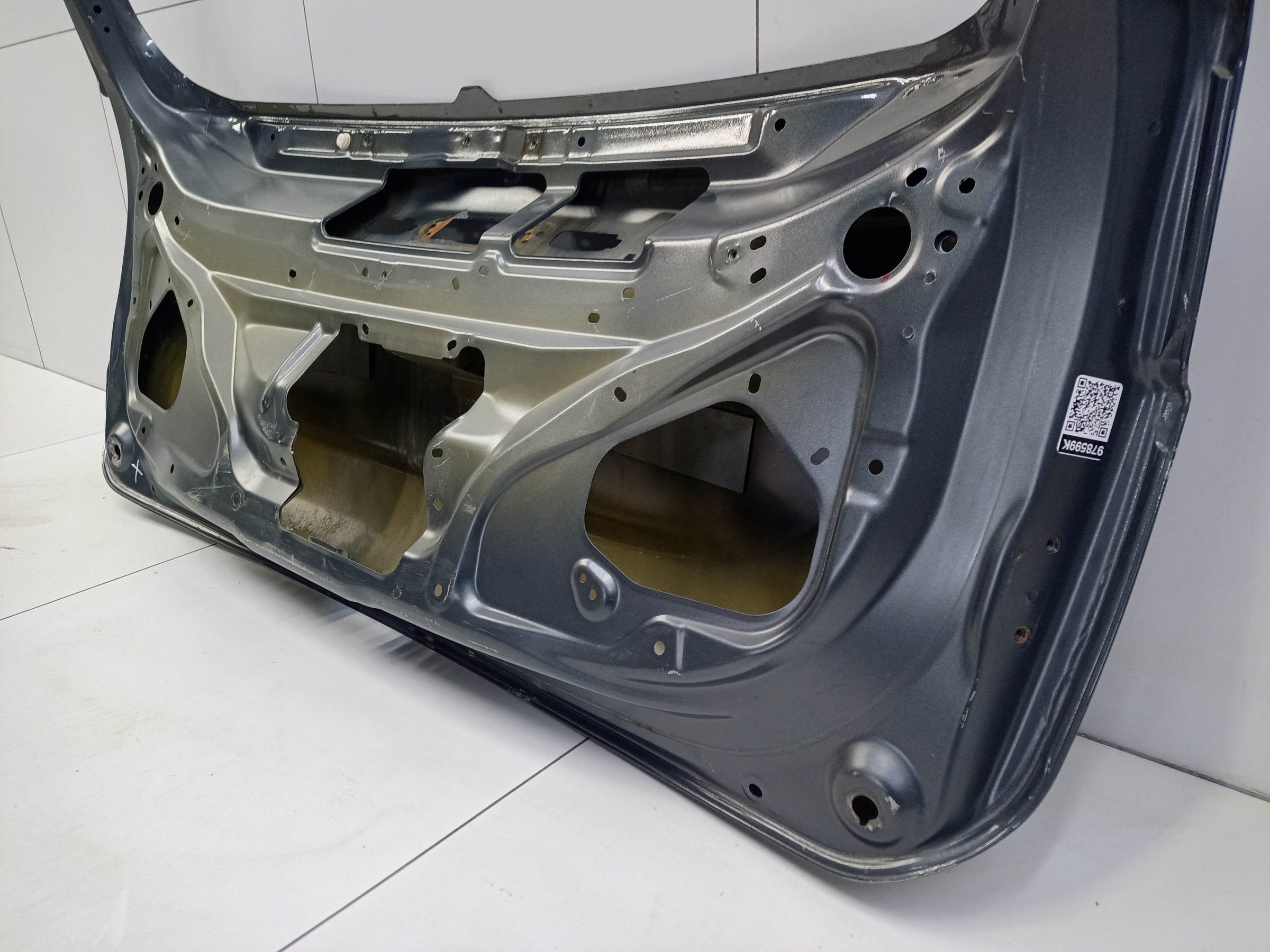 Крышка багажника Mitsubishi Outlander 3 Restail 2 под камеру