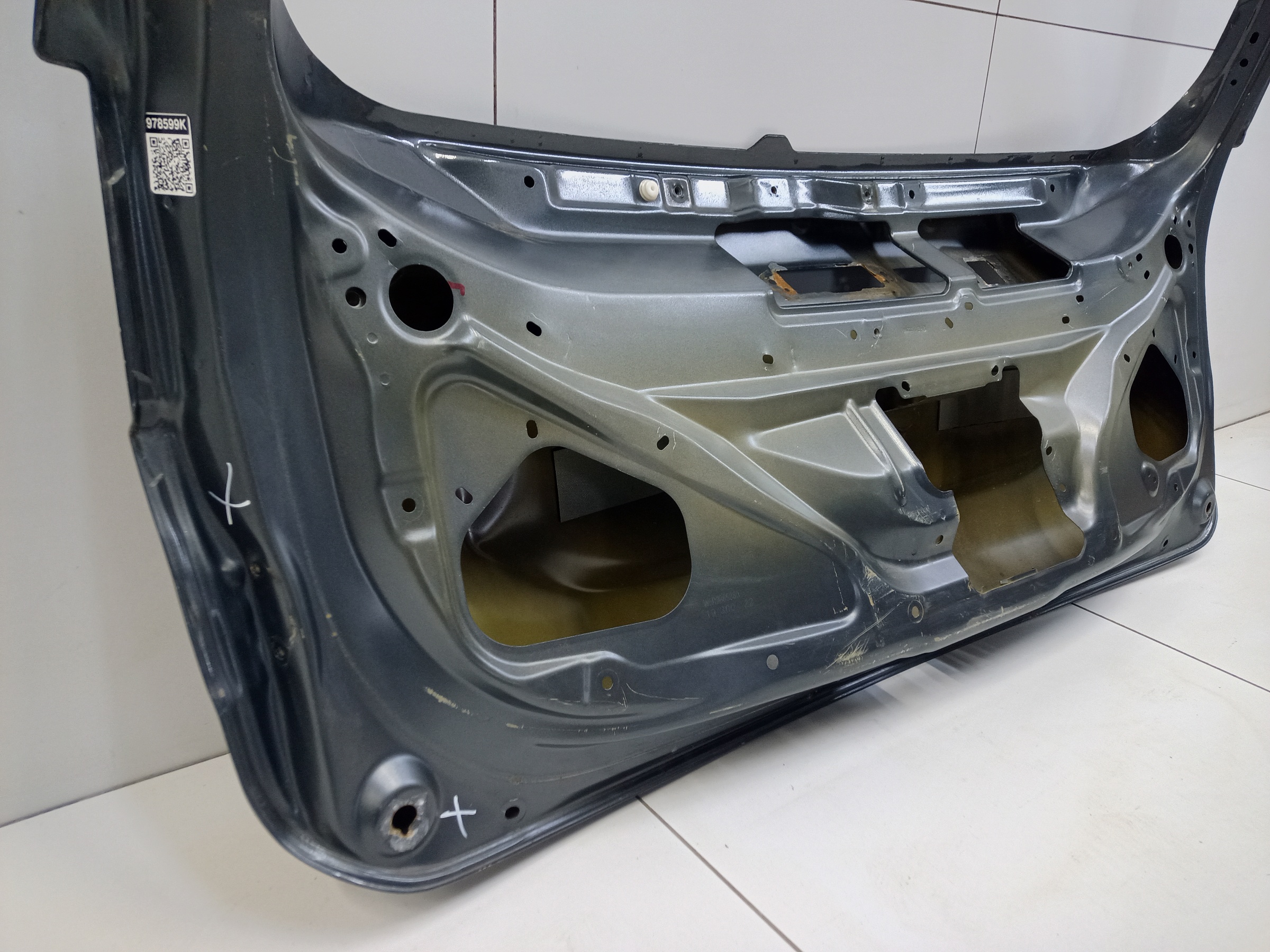 Крышка багажника Mitsubishi Outlander 3 Restail 2 под камеру