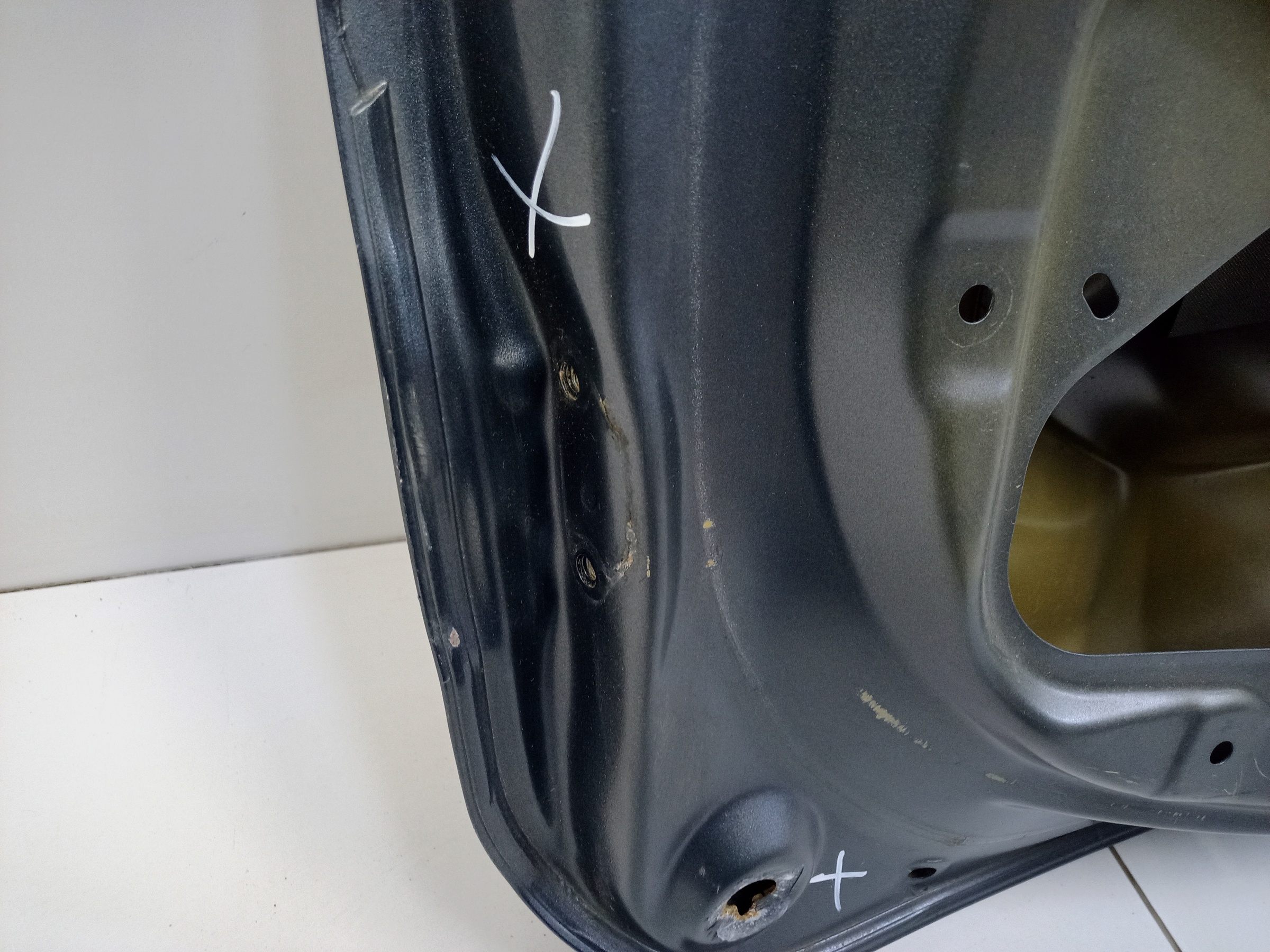 Крышка багажника Mitsubishi Outlander 3 Restail 2 под камеру