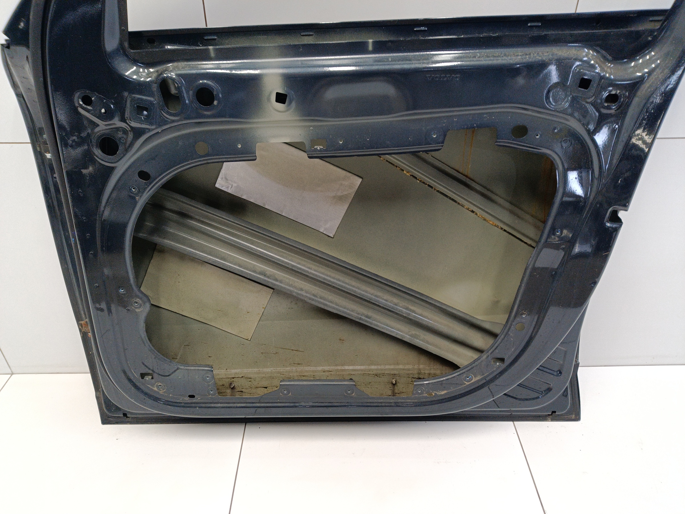 Дверь передняя правая Volvo XC90 2
