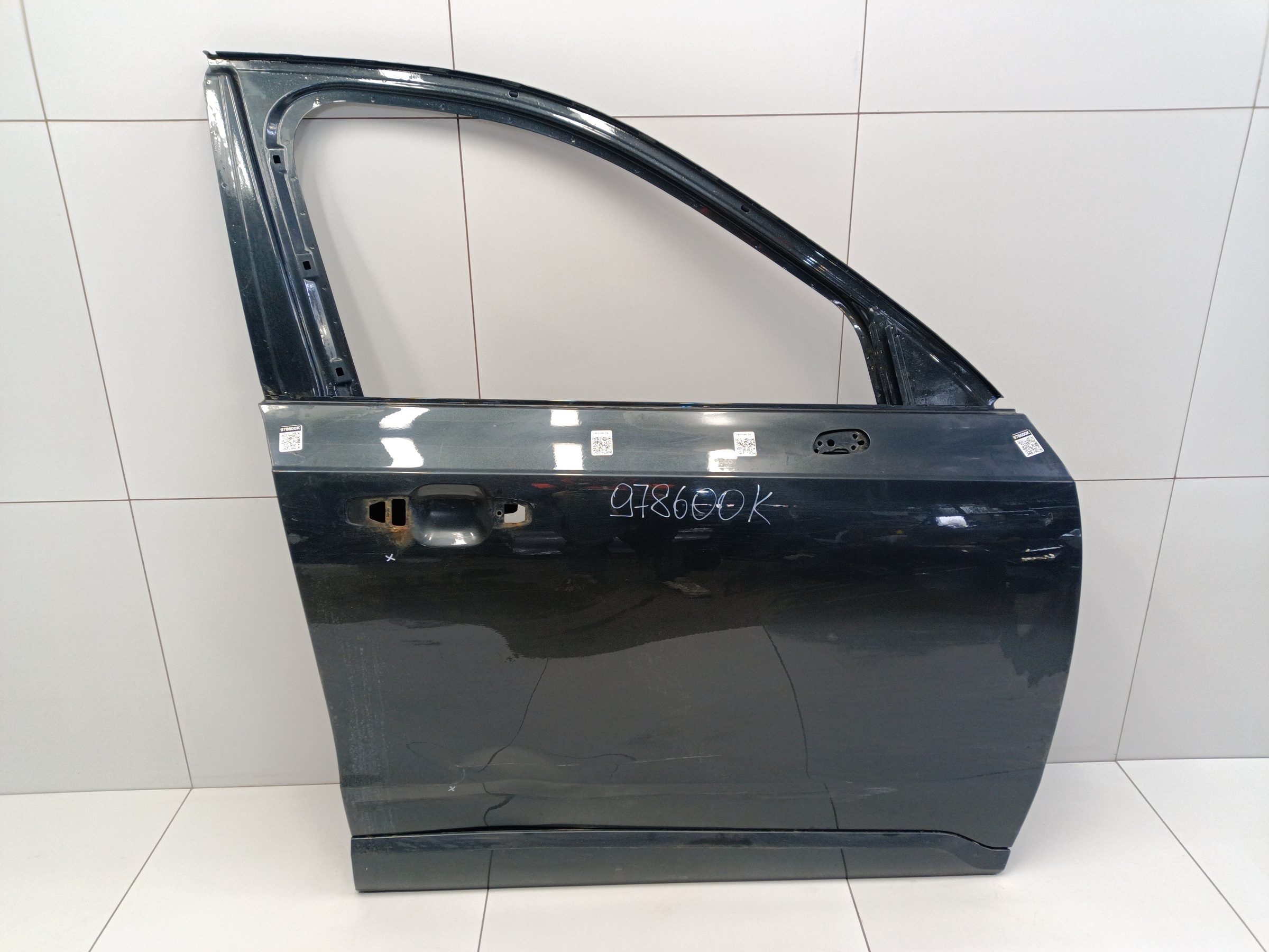 Дверь передняя правая Volvo XC90 2