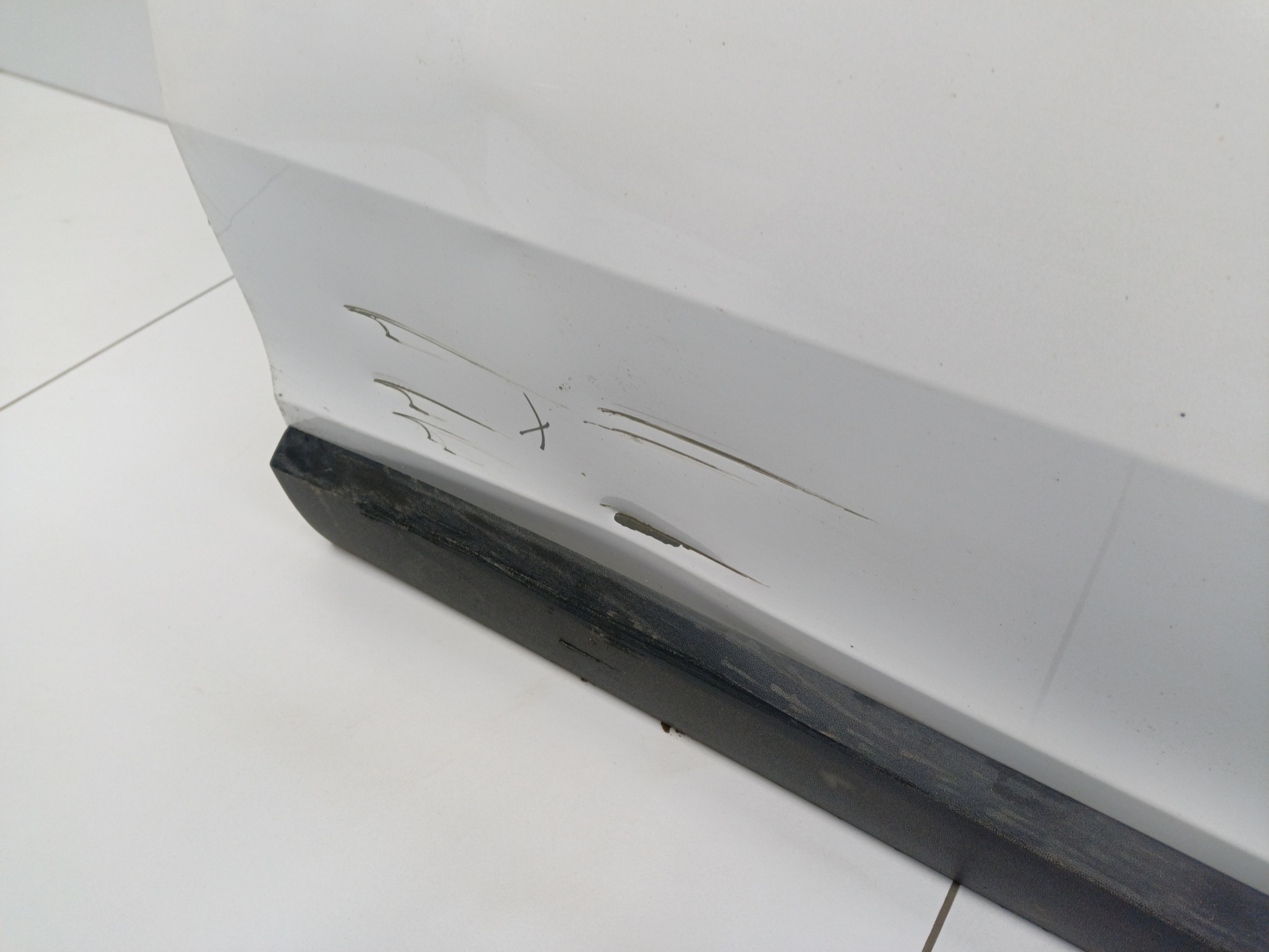 Дверь передняя правая Haval Jolion Restail