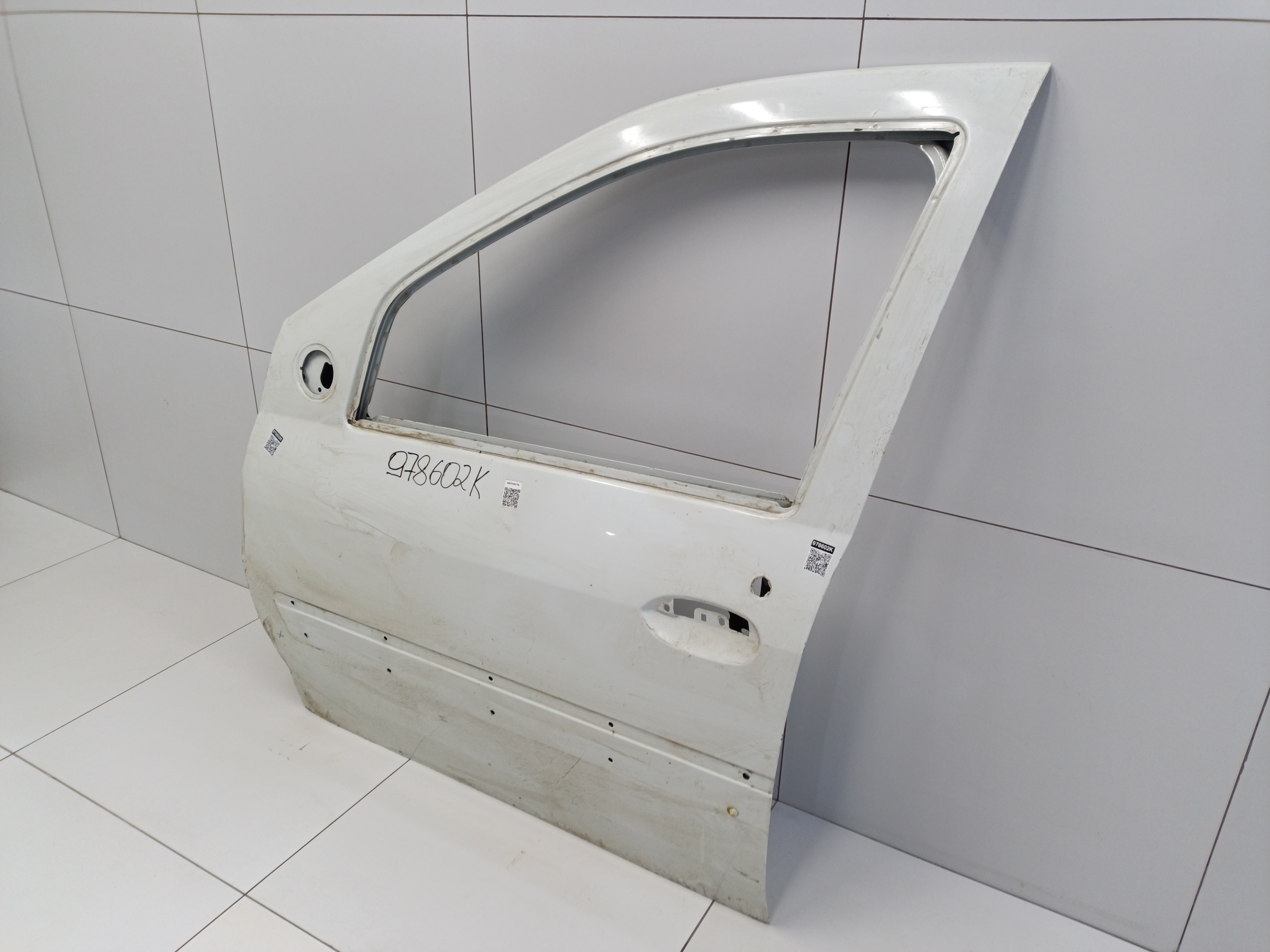 Дверь передняя левая Lada Largus 1 под накладку