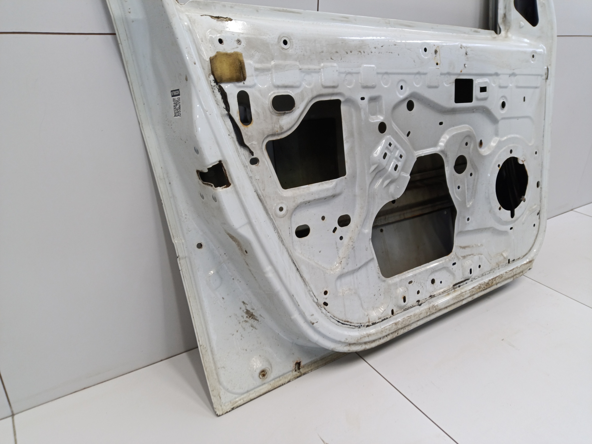 Дверь передняя левая Lada Largus 1 под накладку