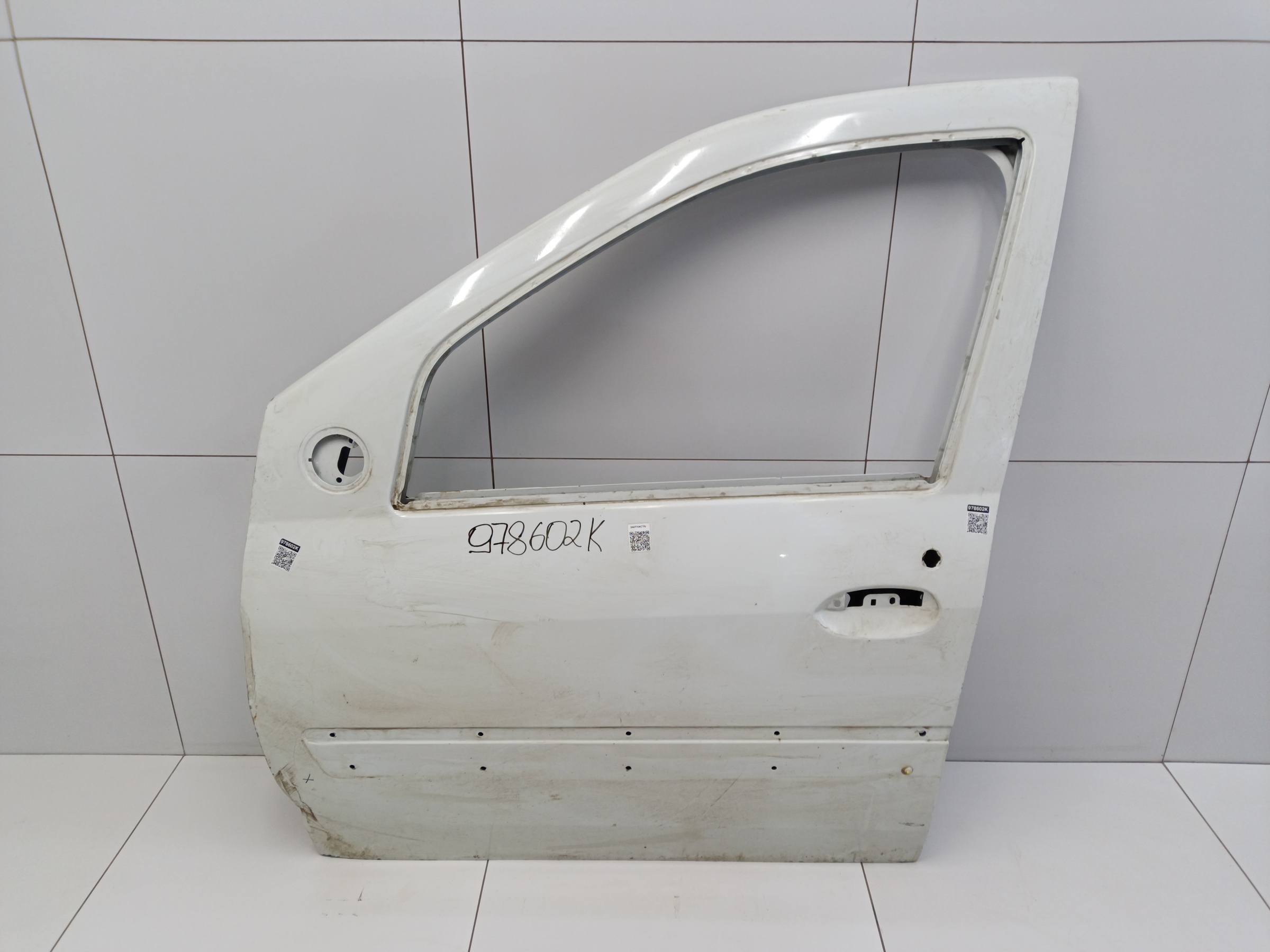 Дверь передняя левая Lada Largus 1 под накладку