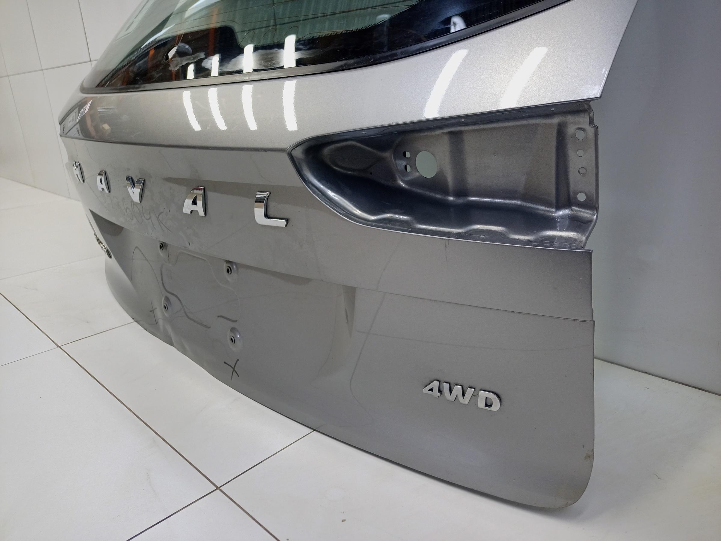 Крышка багажника Haval Jolion