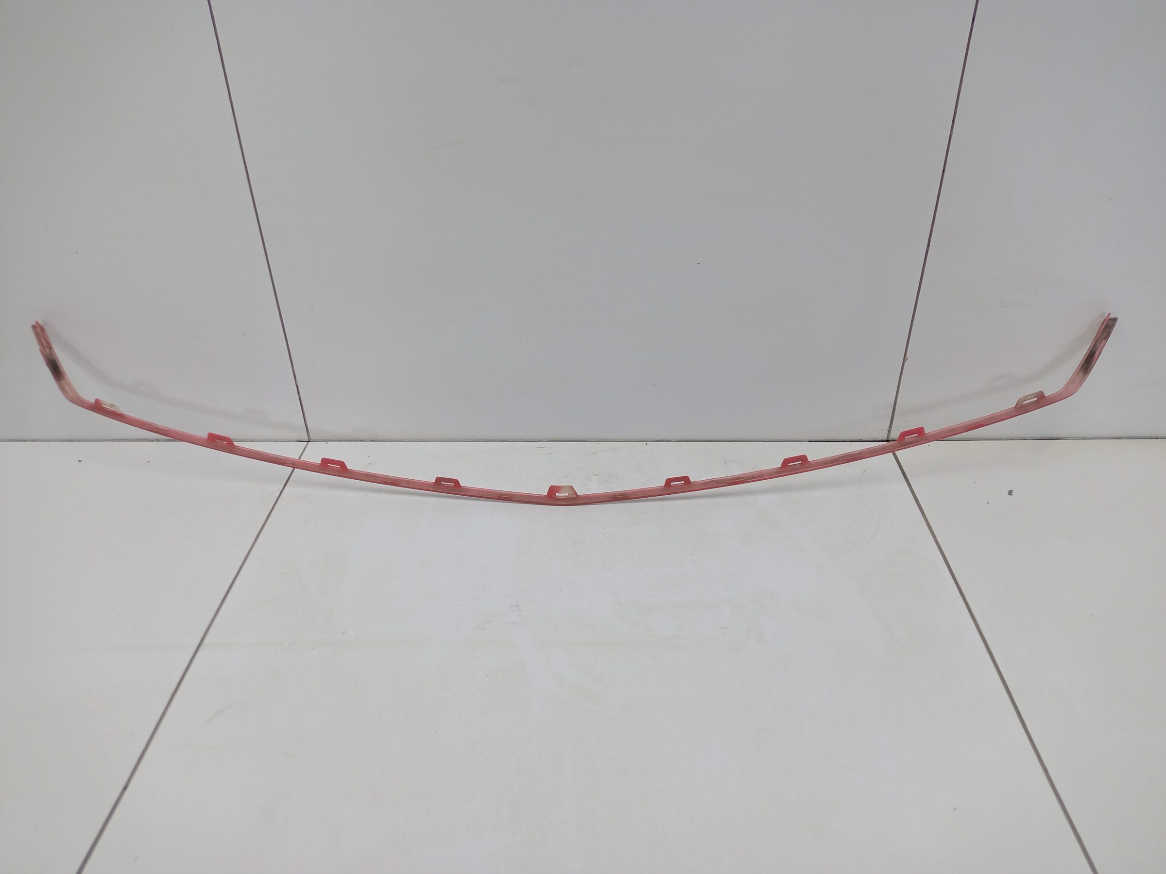 Накладка решетки радиатора Geely Coolray Restail