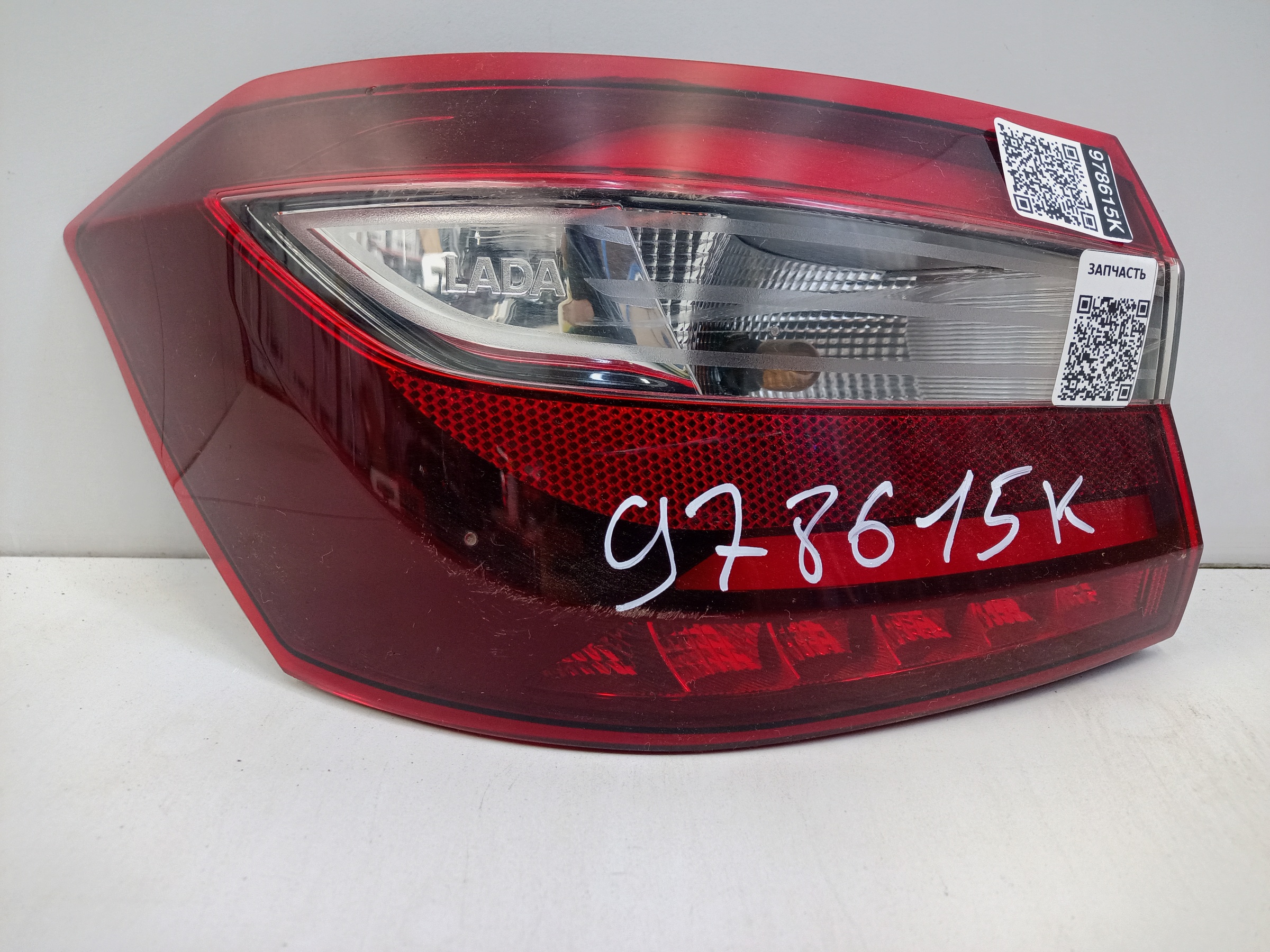 Фонарь задний левый наружный Lada Vesta Restail LED
