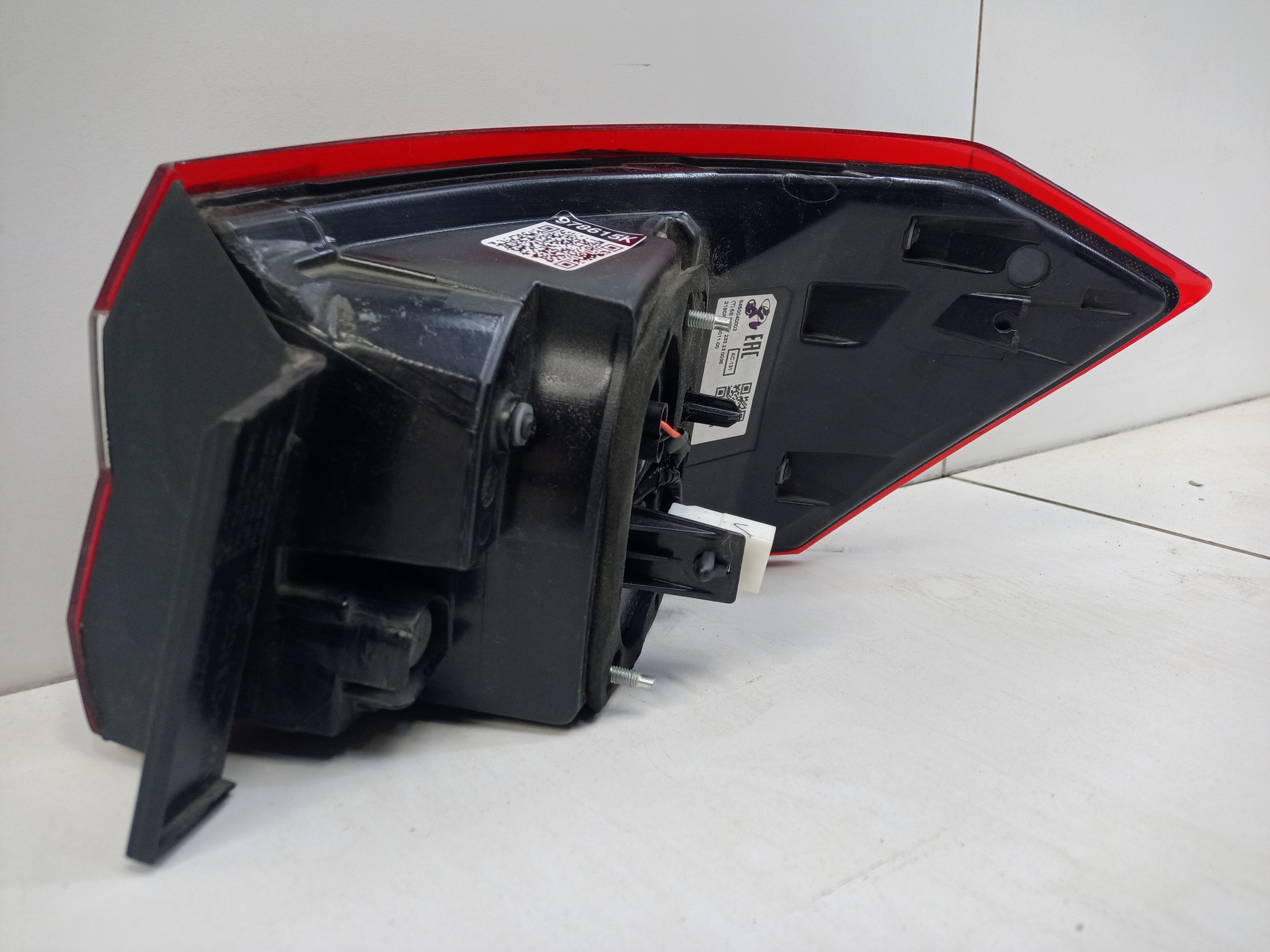 Фонарь задний левый наружный Lada Vesta Restail LED