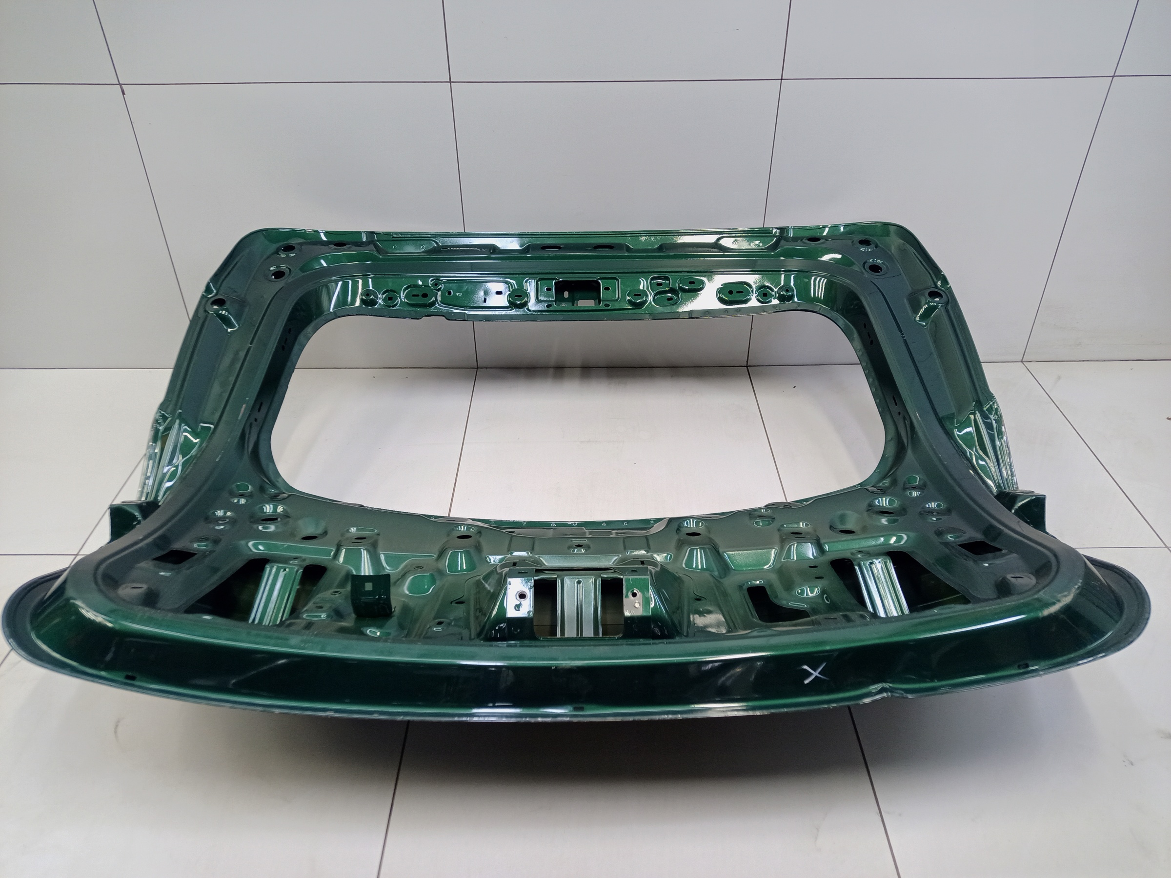 Крышка багажника Voyah Free