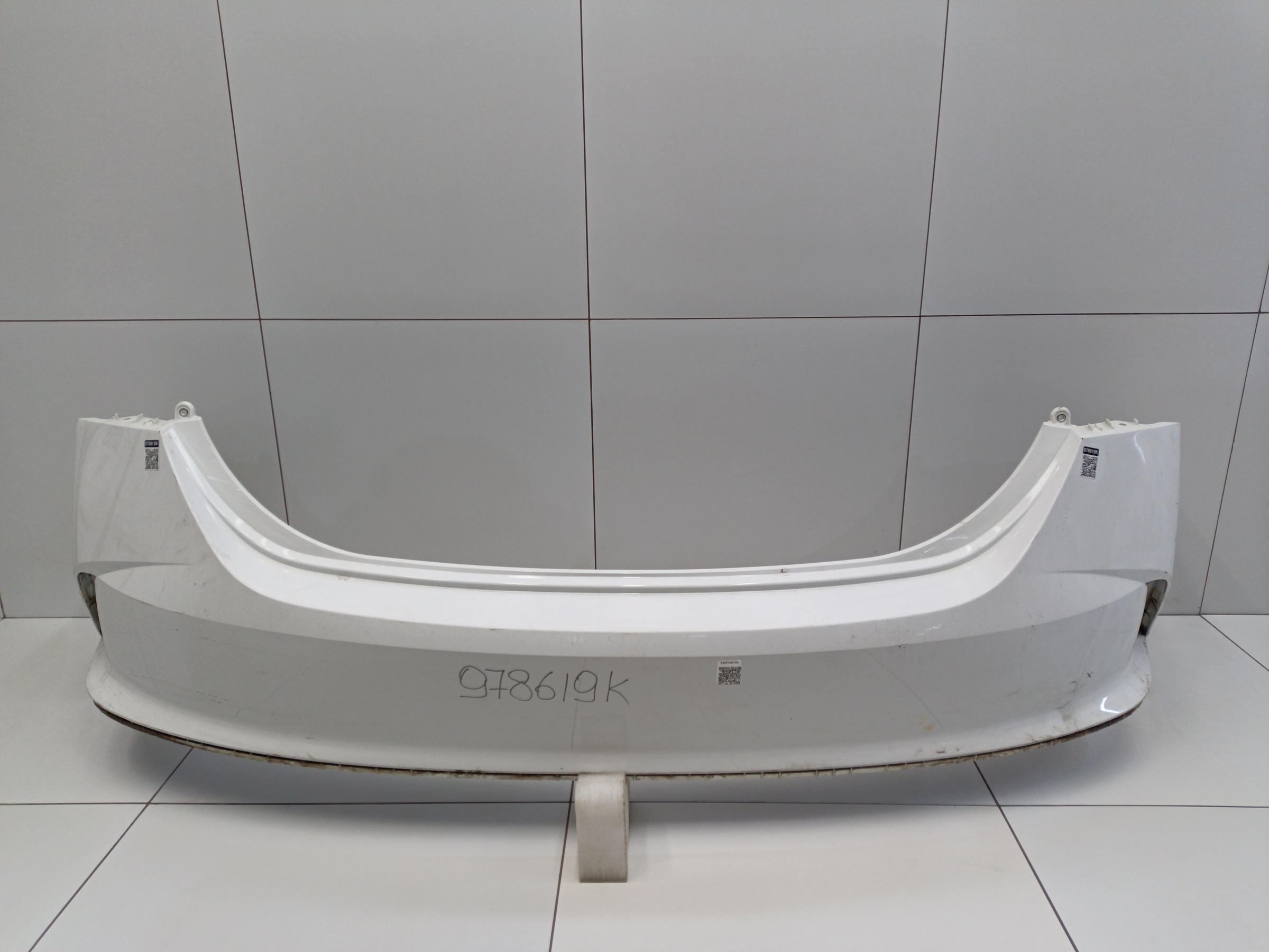 Бампер задний Hyundai Solaris 2 Restail