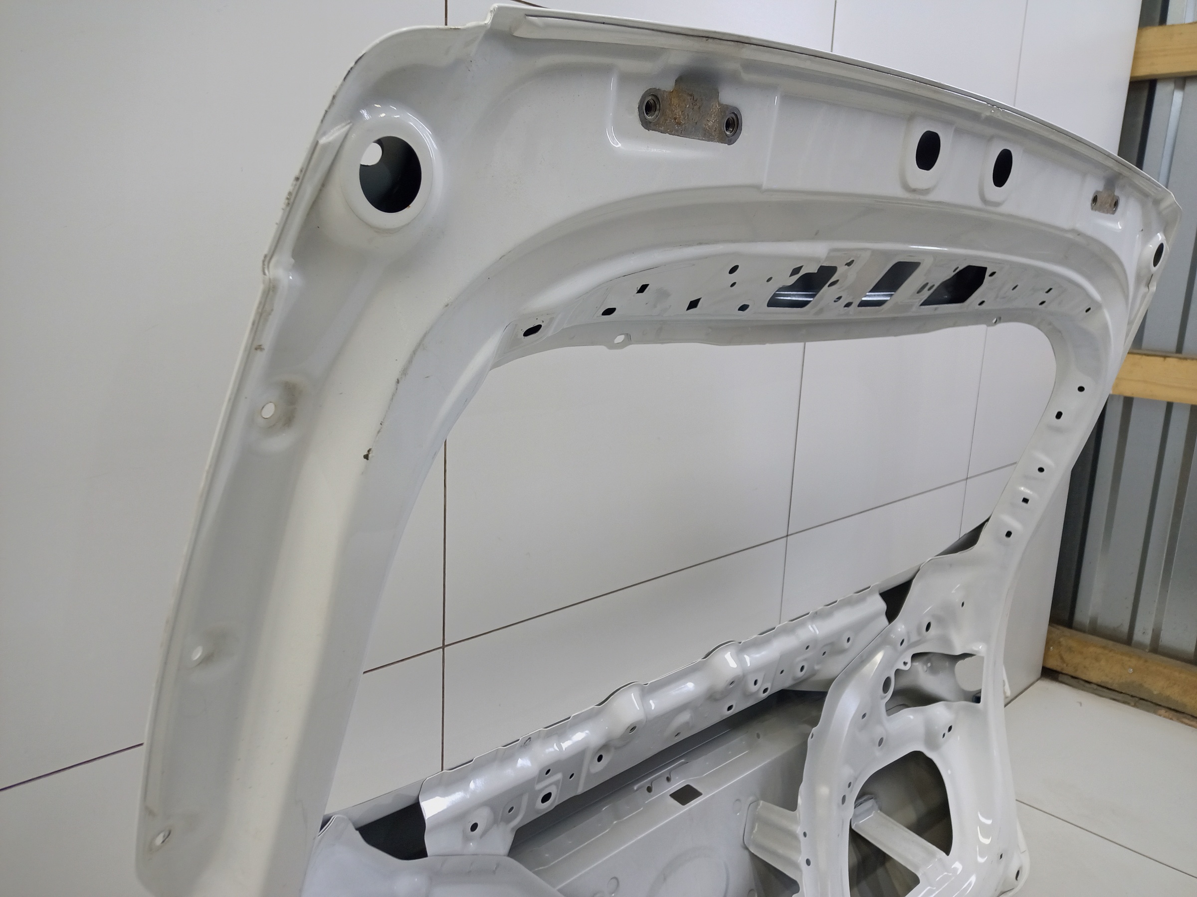 Крышка багажника Geely Coolray