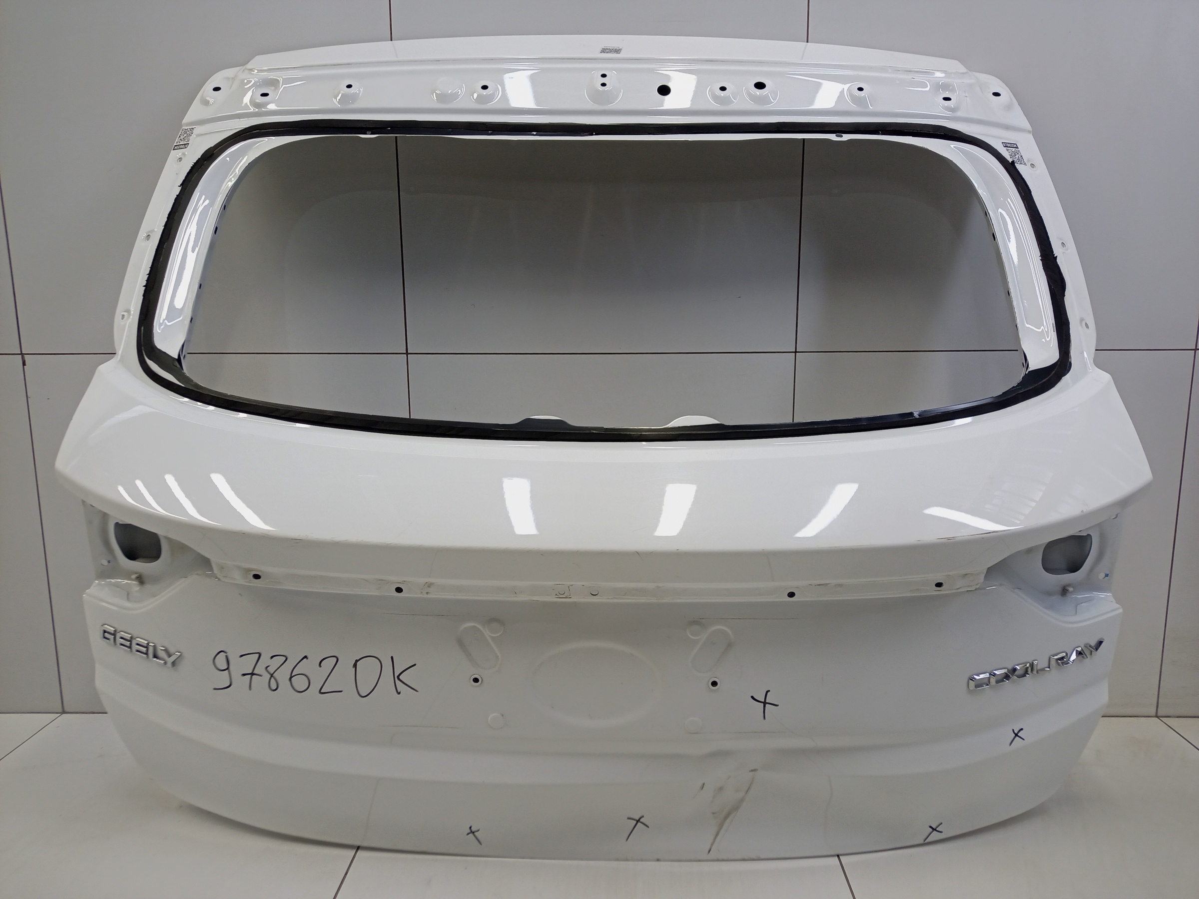 Крышка багажника Geely Coolray