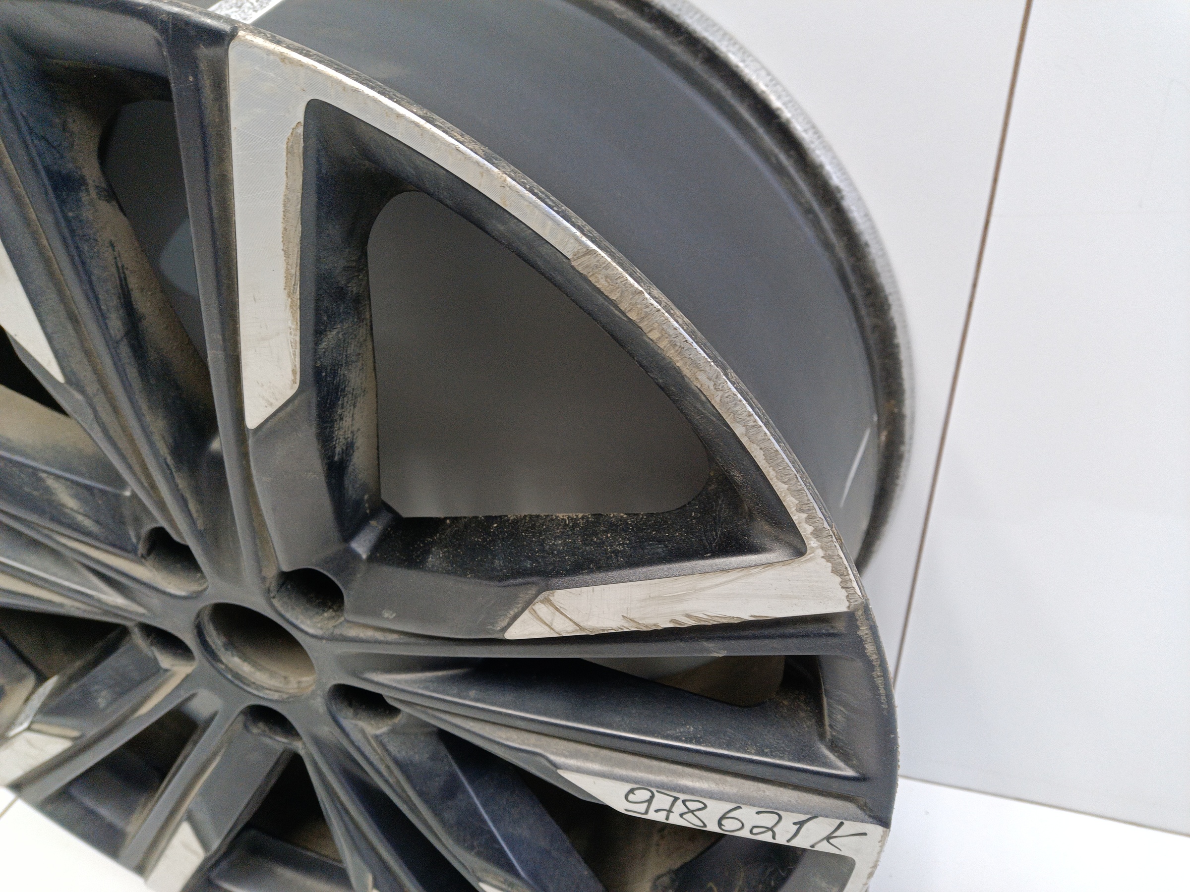 Диск колеса литой Geely Monjaro R20