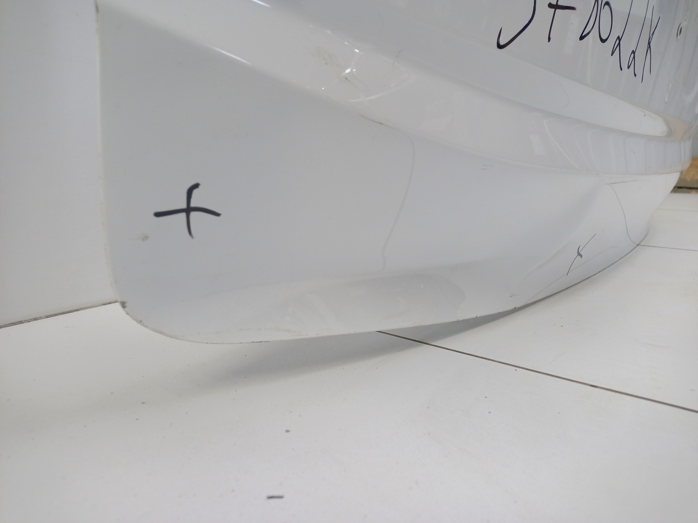 Крышка багажника Geely Coolray