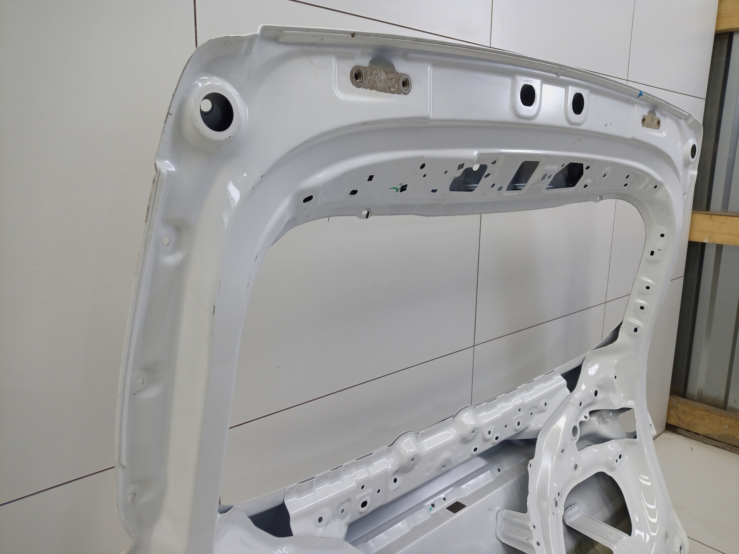 Крышка багажника Geely Coolray