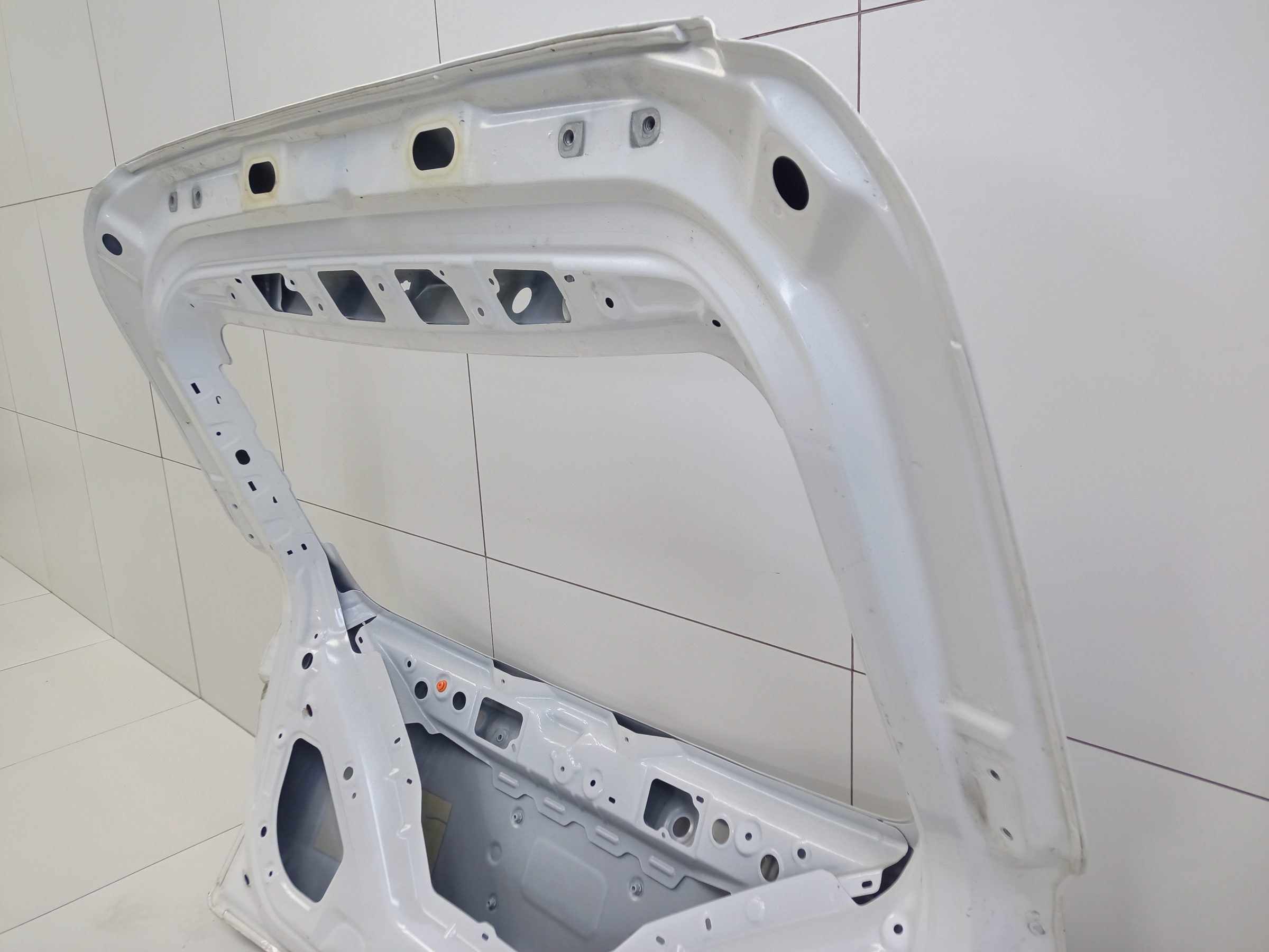 Крышка багажника Omoda C5 без датчика защемления