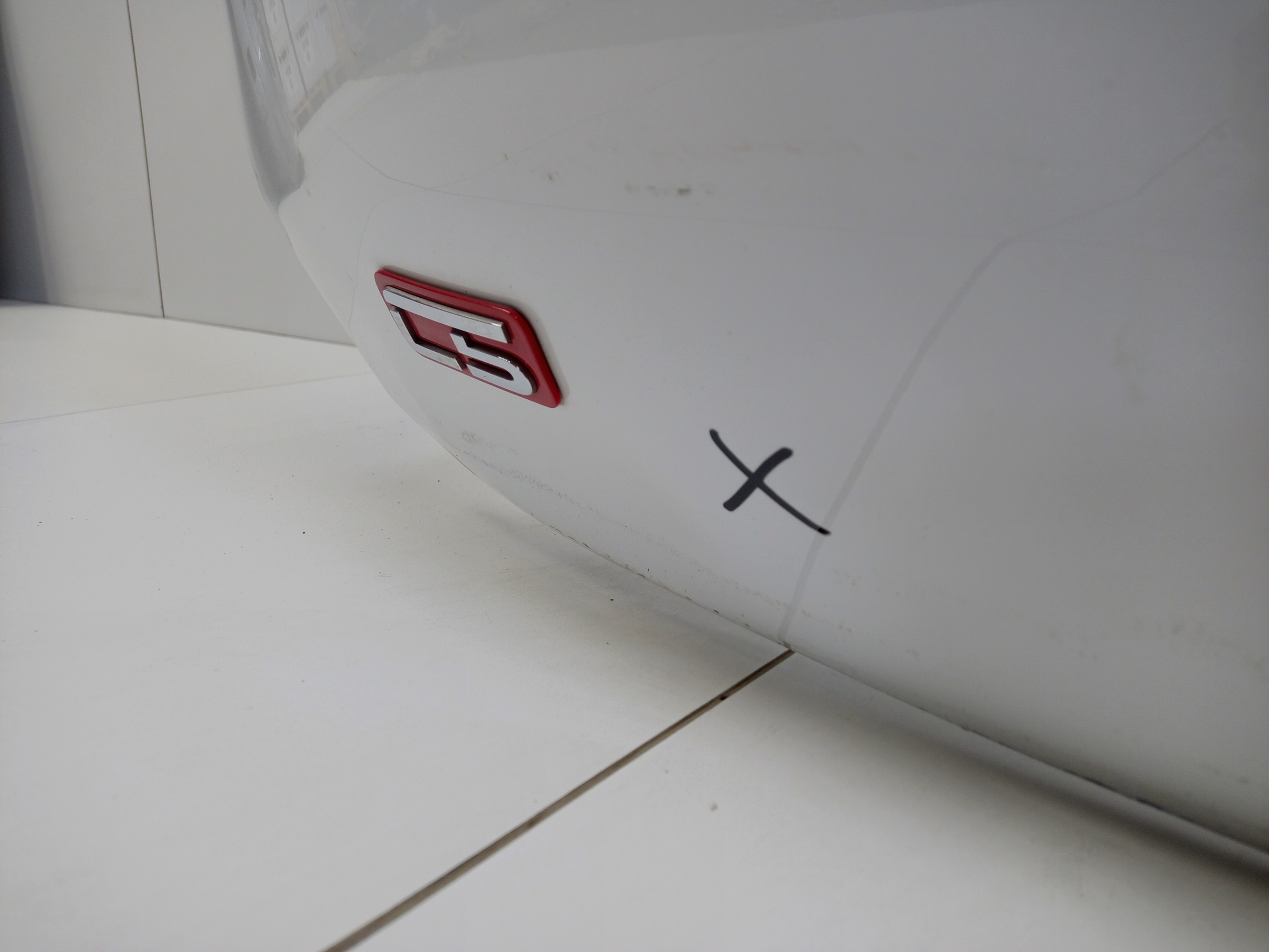 Крышка багажника Omoda C5 без датчика защемления