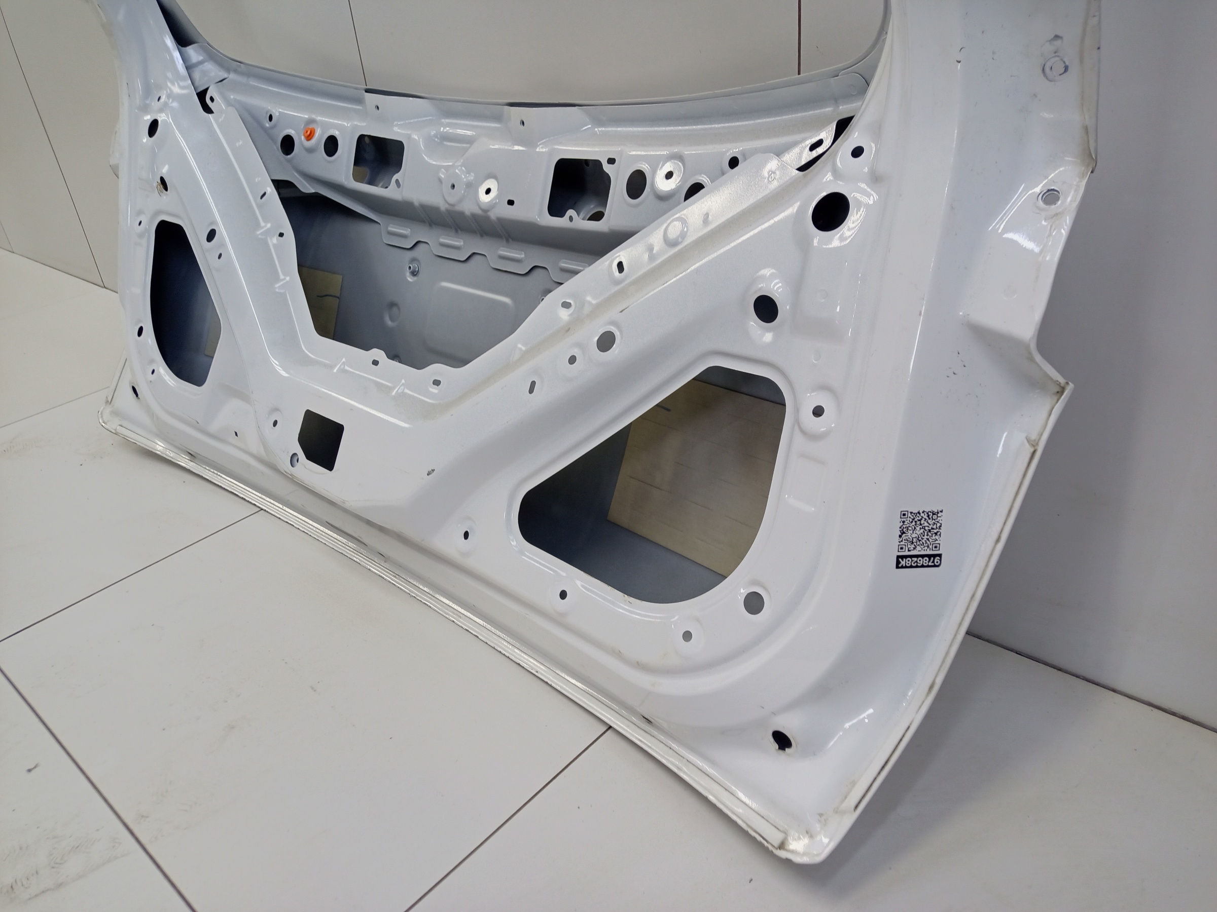 Крышка багажника Omoda C5 без датчика защемления