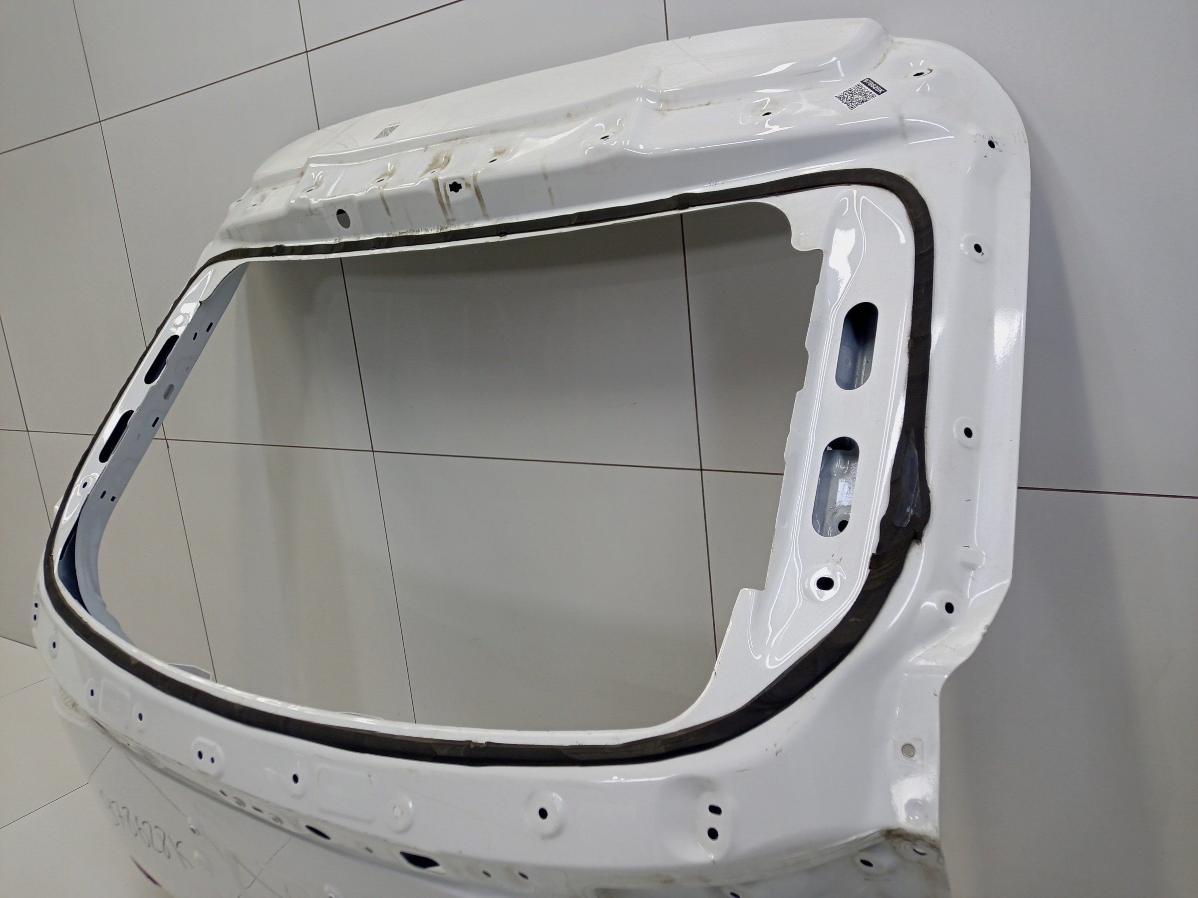 Крышка багажника Omoda C5 без датчика защемления