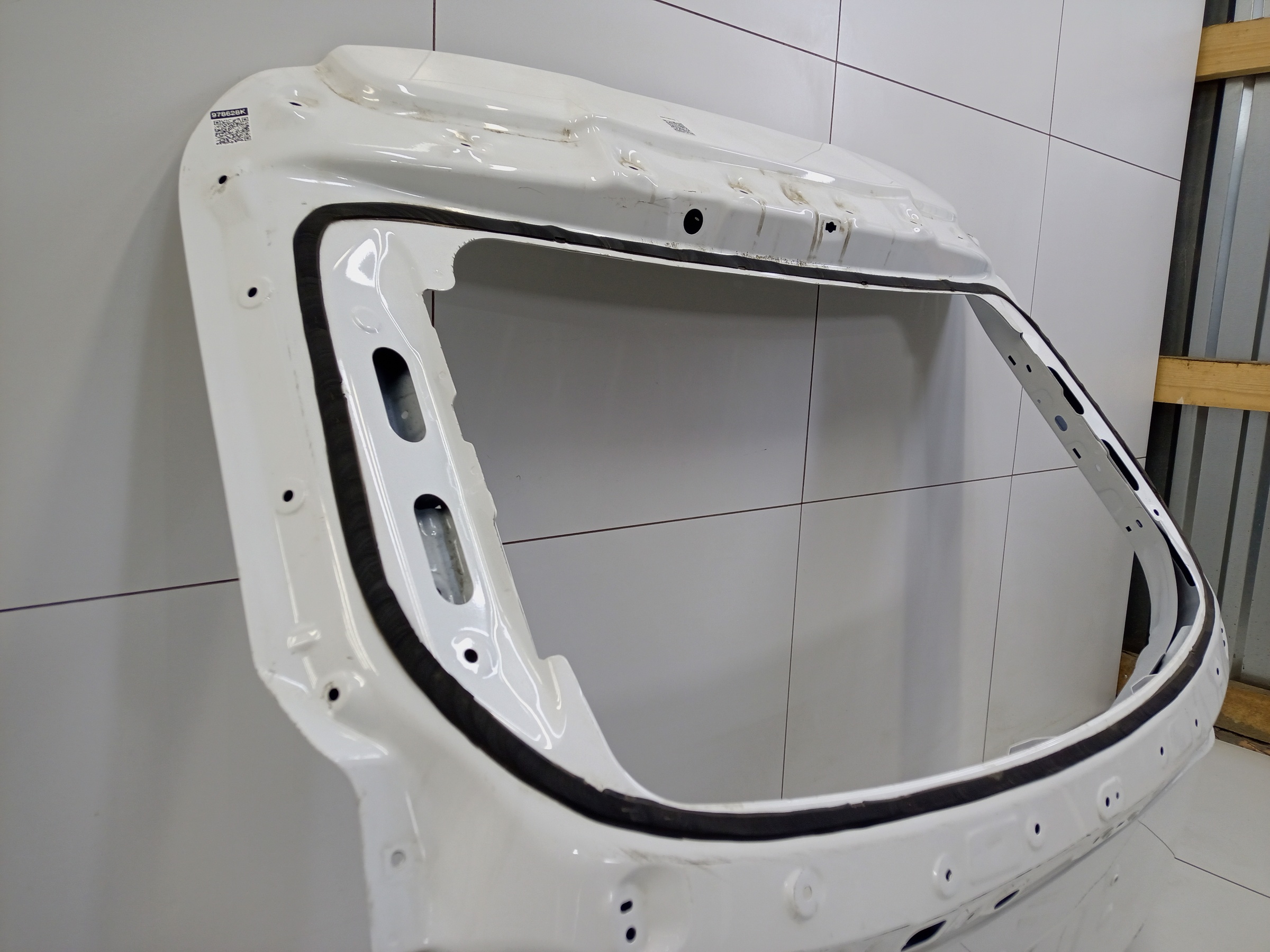 Крышка багажника Omoda C5 без датчика защемления