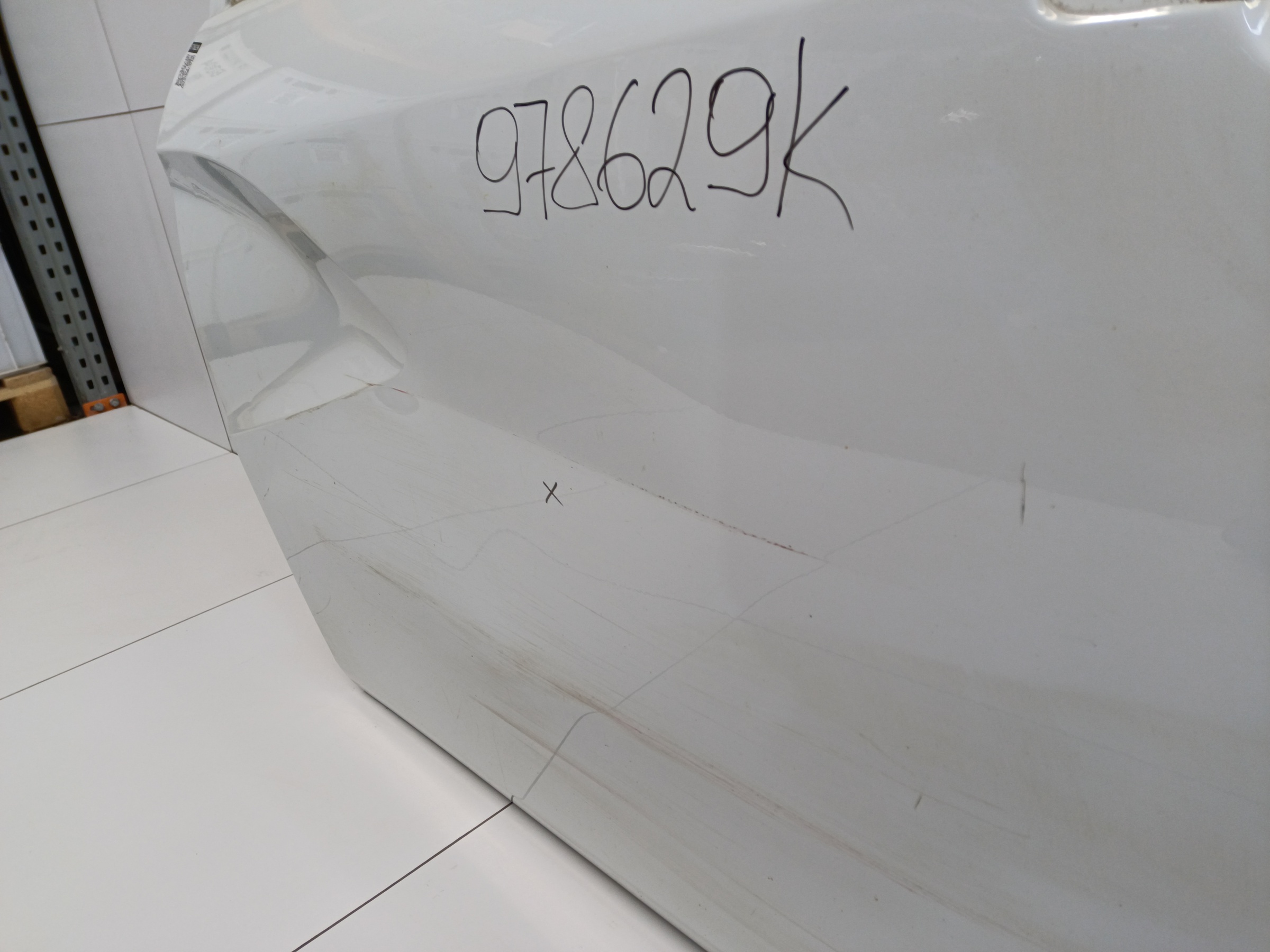 Дверь передняя левая Lada Vesta