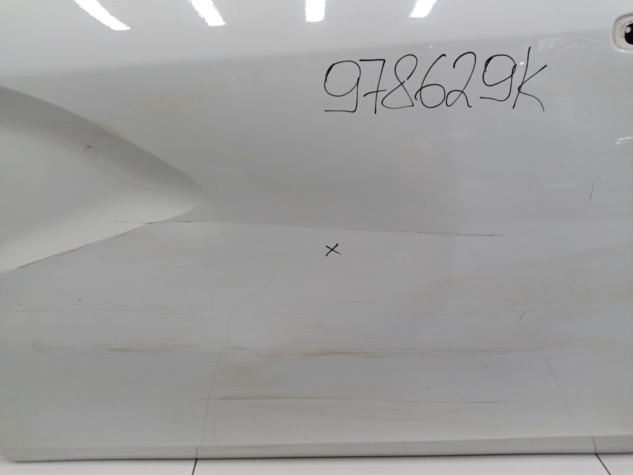 Дверь передняя левая Lada Vesta