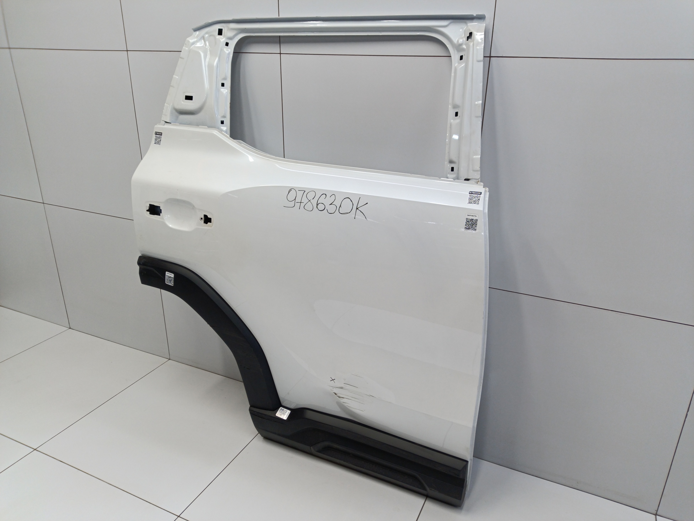 Дверь задняя правая Haval H3